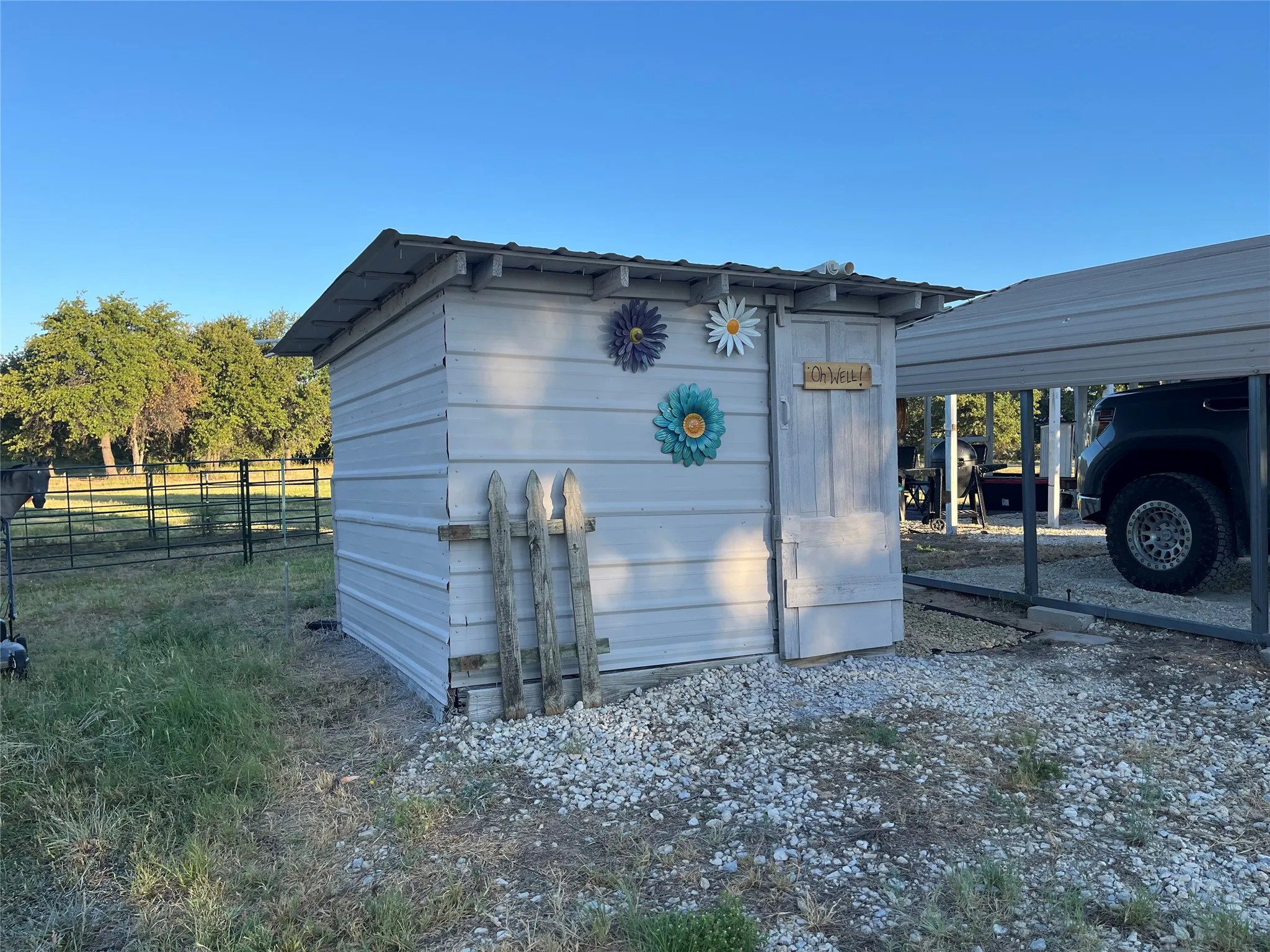 Single Family Residence For Sale in Callahan County , 12613 State Highway 36 E, Cross Plains, Texas 76443, 2 Bedroom, 2 Bathroom, Garage spaces, 1,540 Sqft, built in 1940, mls#21363090, Real Estate Agent in Cross Plains, Homes For Sale in Callahan county, Homes For Sale in Cross Plains, Realtor in Cross Plains Texas, Real Estate Brokerage Independent Realty Texas, Luminita Cordes Realtor