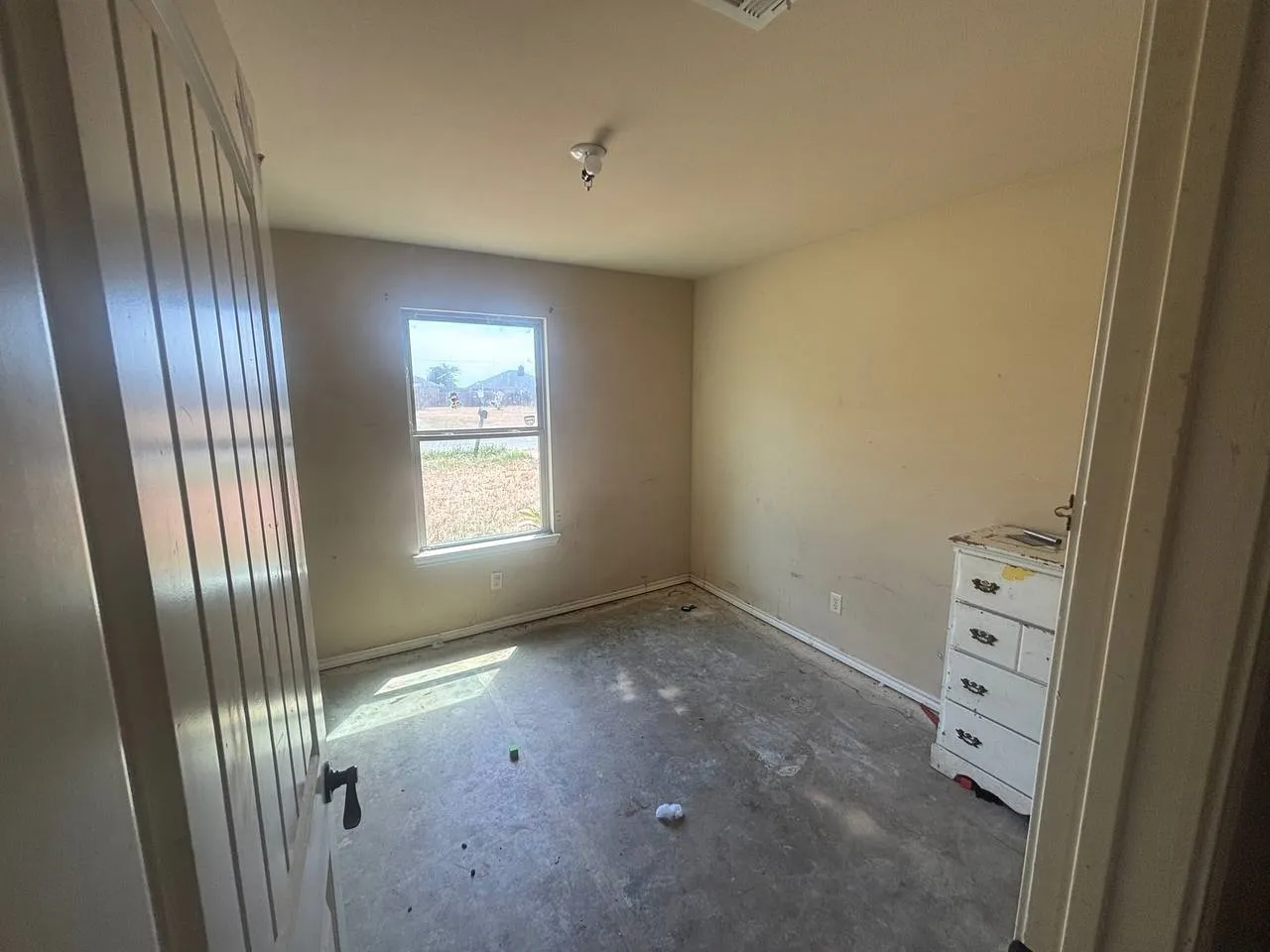 Single Family Residence For Sale in Henderson County , 317 Anchor Lane, Gun Barrel City, Texas 75156, 3 Bedroom, 2 Bathroom, 1 Garage spaces, 1,480 Sqft, built in 2014, mls#21365049, Real Estate Agent in Gun Barrel City, Homes For Sale in Henderson county, Homes For Sale in Gun Barrel City, Realtor in Gun Barrel City Texas, Real Estate Brokerage Independent Realty Texas, Luminita Cordes Realtor