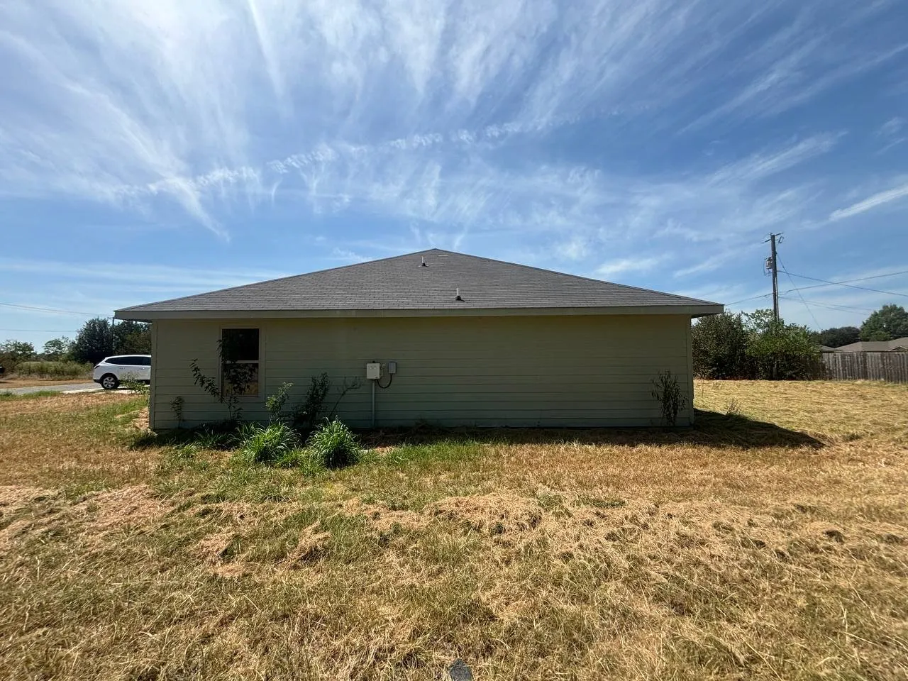 Single Family Residence For Sale in Henderson County , 317 Anchor Lane, Gun Barrel City, Texas 75156, 3 Bedroom, 2 Bathroom, 1 Garage spaces, 1,480 Sqft, built in 2014, mls#21365049, Real Estate Agent in Gun Barrel City, Homes For Sale in Henderson county, Homes For Sale in Gun Barrel City, Realtor in Gun Barrel City Texas, Real Estate Brokerage Independent Realty Texas, Luminita Cordes Realtor