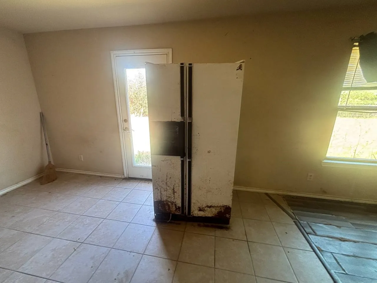 Single Family Residence For Sale in Henderson County , 317 Anchor Lane, Gun Barrel City, Texas 75156, 3 Bedroom, 2 Bathroom, 1 Garage spaces, 1,480 Sqft, built in 2014, mls#21365049, Real Estate Agent in Gun Barrel City, Homes For Sale in Henderson county, Homes For Sale in Gun Barrel City, Realtor in Gun Barrel City Texas, Real Estate Brokerage Independent Realty Texas, Luminita Cordes Realtor