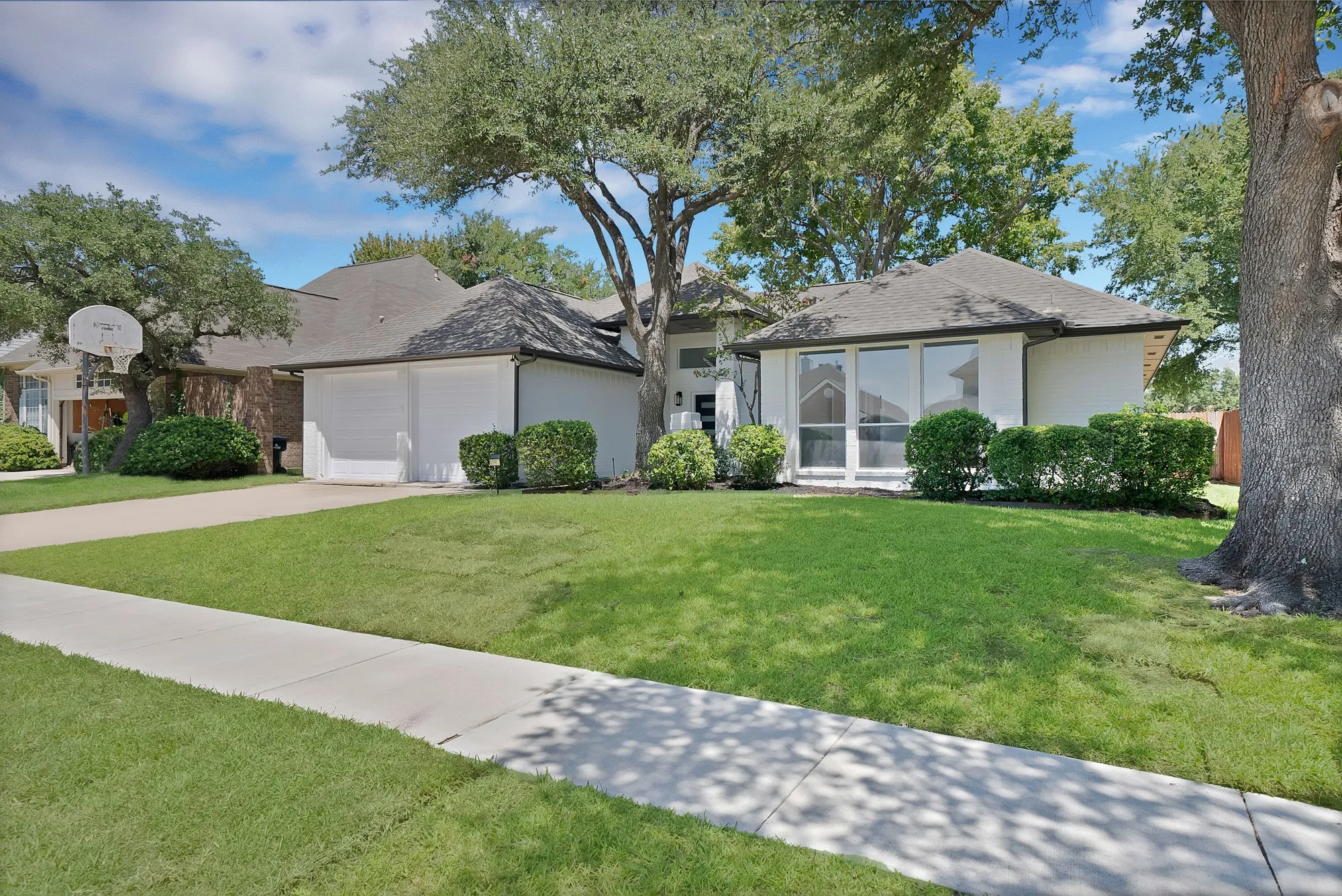 Single Family Residence For Sale in Collin County , 10912 Promise Land Drive, Frisco, Texas 75035, 3 Bedroom, 3 Bathroom, 2 Garage spaces, 2,130 Sqft, built in 1988, mls#21362739, Real Estate Agent in Frisco, Homes For Sale in Collin county, Homes For Sale in Frisco, Realtor in Frisco Texas, Real Estate Brokerage Independent Realty Texas, Luminita Cordes Realtor