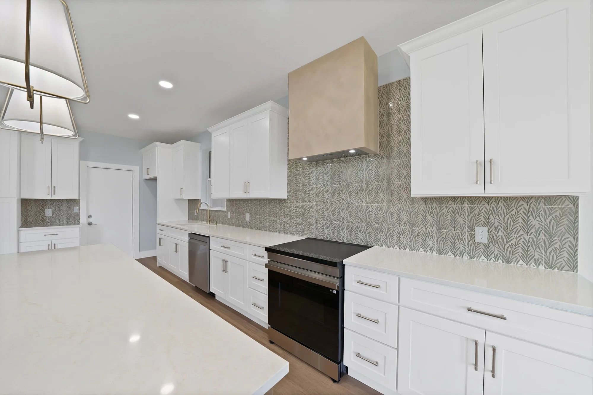 Single Family Residence For Sale in Collin County , 10912 Promise Land Drive, Frisco, Texas 75035, 3 Bedroom, 3 Bathroom, 2 Garage spaces, 2,130 Sqft, built in 1988, mls#21362739, Real Estate Agent in Frisco, Homes For Sale in Collin county, Homes For Sale in Frisco, Realtor in Frisco Texas, Real Estate Brokerage Independent Realty Texas, Luminita Cordes Realtor