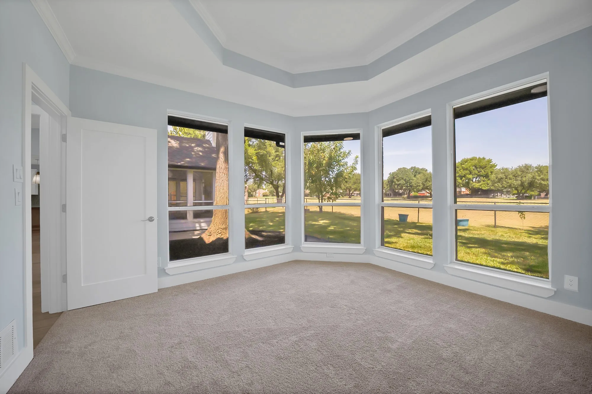 Single Family Residence For Sale in Collin County , 10912 Promise Land Drive, Frisco, Texas 75035, 3 Bedroom, 3 Bathroom, 2 Garage spaces, 2,130 Sqft, built in 1988, mls#21362739, Real Estate Agent in Frisco, Homes For Sale in Collin county, Homes For Sale in Frisco, Realtor in Frisco Texas, Real Estate Brokerage Independent Realty Texas, Luminita Cordes Realtor