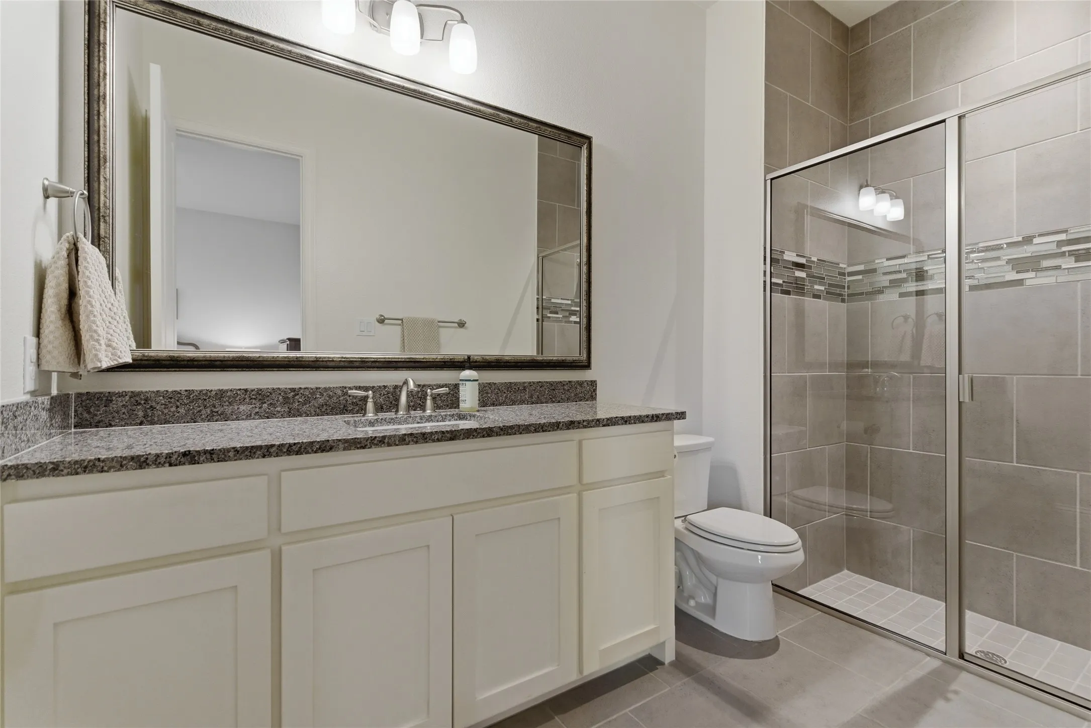 Ensuite bath
