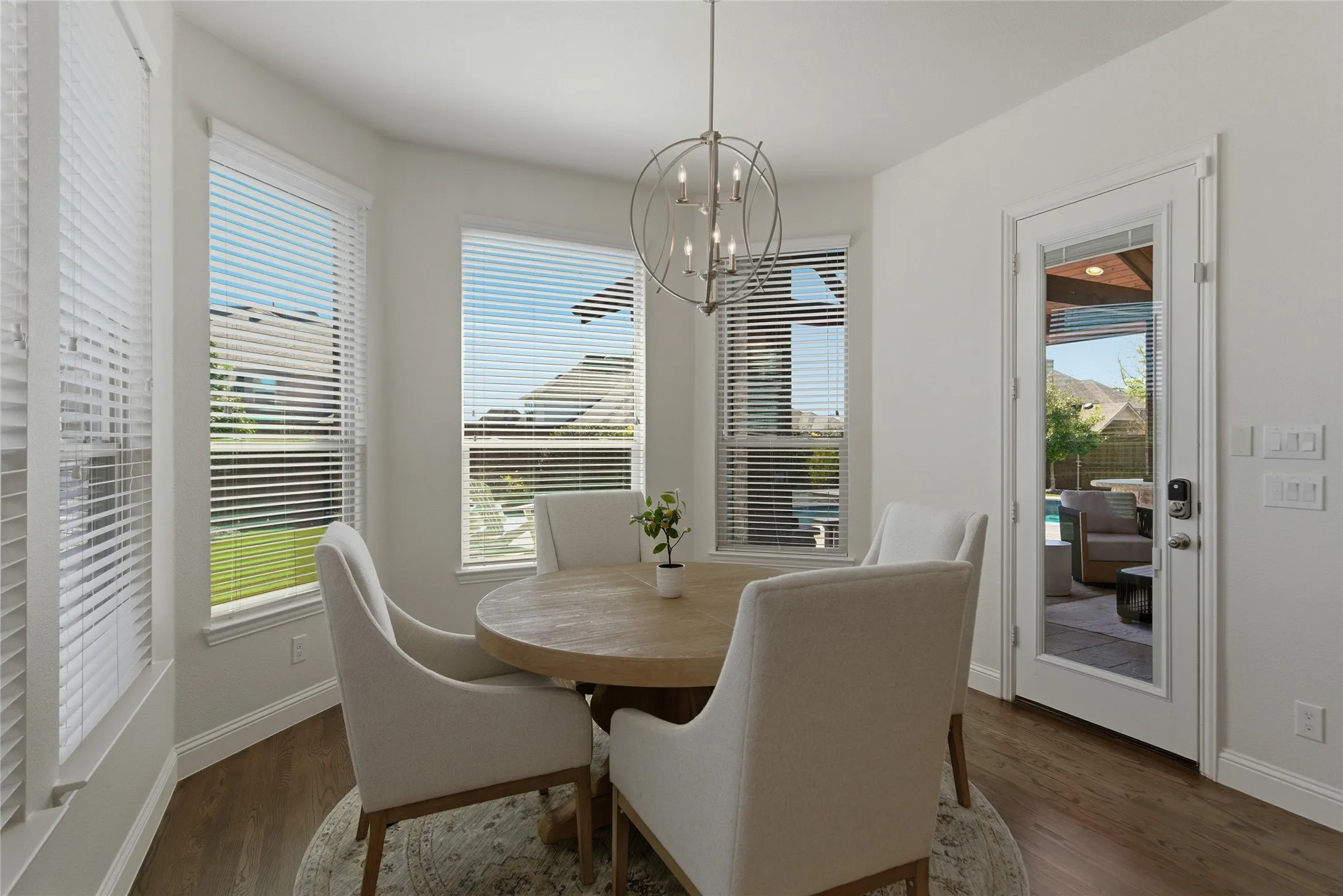Eat in breakfast area off the kitchen