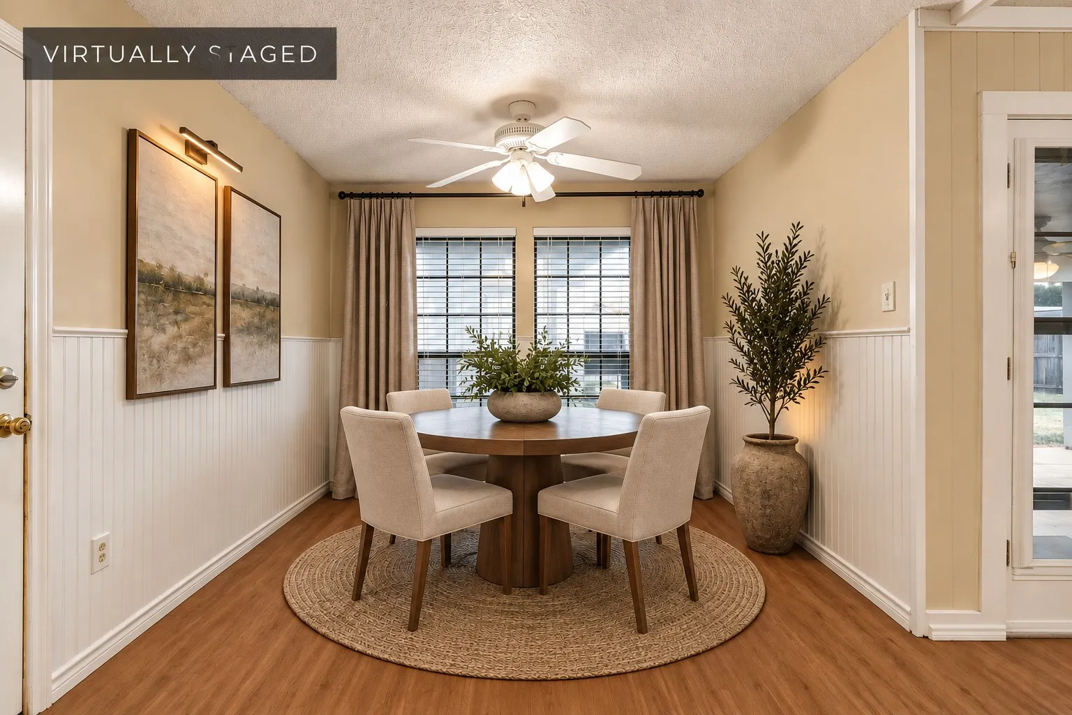 Single Family Residence For Sale in Tarrant County , 6640 Pleasant Ridge Drive, North Richland Hills, Texas 76180, 4 Bedroom, 2 Bathroom, 2 Garage spaces, 1,882 Sqft, built in 1984, mls#21363770, Real Estate Agent in North Richland Hills, Homes For Sale in Tarrant county, Homes For Sale in North Richland Hills, Realtor in North Richland Hills Texas, Real Estate Brokerage Independent Realty Texas, Luminita Cordes Realtor