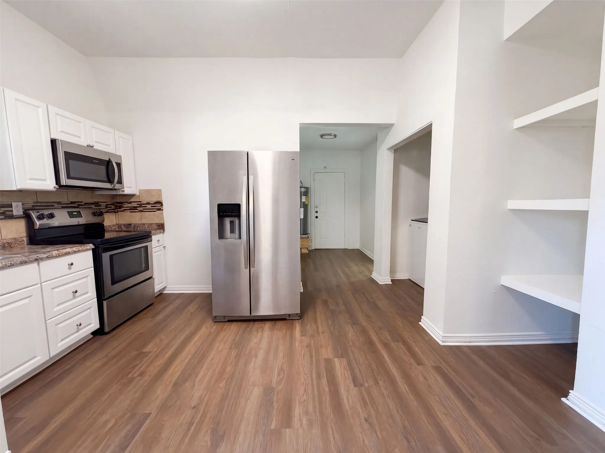 Single Family Residence For Sale in Tarrant County , 1216 Bessie Street, Fort Worth, Texas 76104, 3 Bedroom, 2 Bathroom, Garage spaces, 1,000 Sqft, built in 1912, mls#21365337, Real Estate Agent in Fort Worth, Homes For Sale in Tarrant county, Homes For Sale in Fort Worth, Realtor in Fort Worth Texas, Real Estate Brokerage Independent Realty Texas, Luminita Cordes Realtor