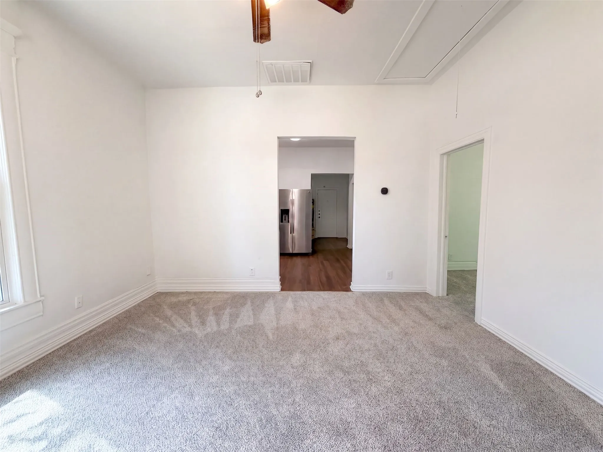 Single Family Residence For Sale in Tarrant County , 1216 Bessie Street, Fort Worth, Texas 76104, 3 Bedroom, 2 Bathroom, Garage spaces, 1,000 Sqft, built in 1912, mls#21365337, Real Estate Agent in Fort Worth, Homes For Sale in Tarrant county, Homes For Sale in Fort Worth, Realtor in Fort Worth Texas, Real Estate Brokerage Independent Realty Texas, Luminita Cordes Realtor
