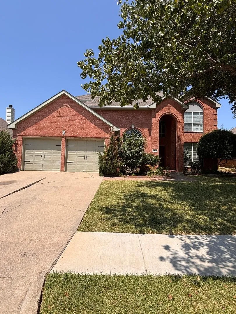 Single Family Residence For Sale in Tarrant County , 5405 Mt Mckinley Road, Fort Worth, Texas 76137, 4 Bedroom, 3 Bathroom, 2 Garage spaces, 2,810 Sqft, built in 1994, Price $399,900, mls#21360128, Real Estate Agent in Fort Worth, Homes For Sale in Tarrant county, Homes For Sale in Fort Worth, Realtor in Fort Worth Texas, Real Estate Brokerage Independent Realty Texas, Luminita Cordes Realtor