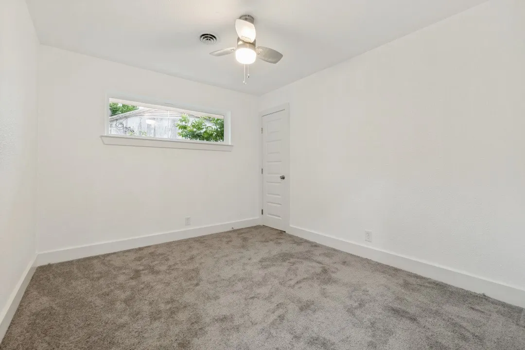 Single Family Residence For Sale in Dallas County , 5718 Trio Lane, Dallas, Texas 75241, 4 Bedroom, 3 Bathroom, 1 Garage spaces, 2,141 Sqft, built in 1961, mls#21365043, Real Estate Agent in Dallas, Homes For Sale in Dallas county, Homes For Sale in Dallas, Realtor in Dallas Texas, Real Estate Brokerage Independent Realty Texas, Luminita Cordes Realtor