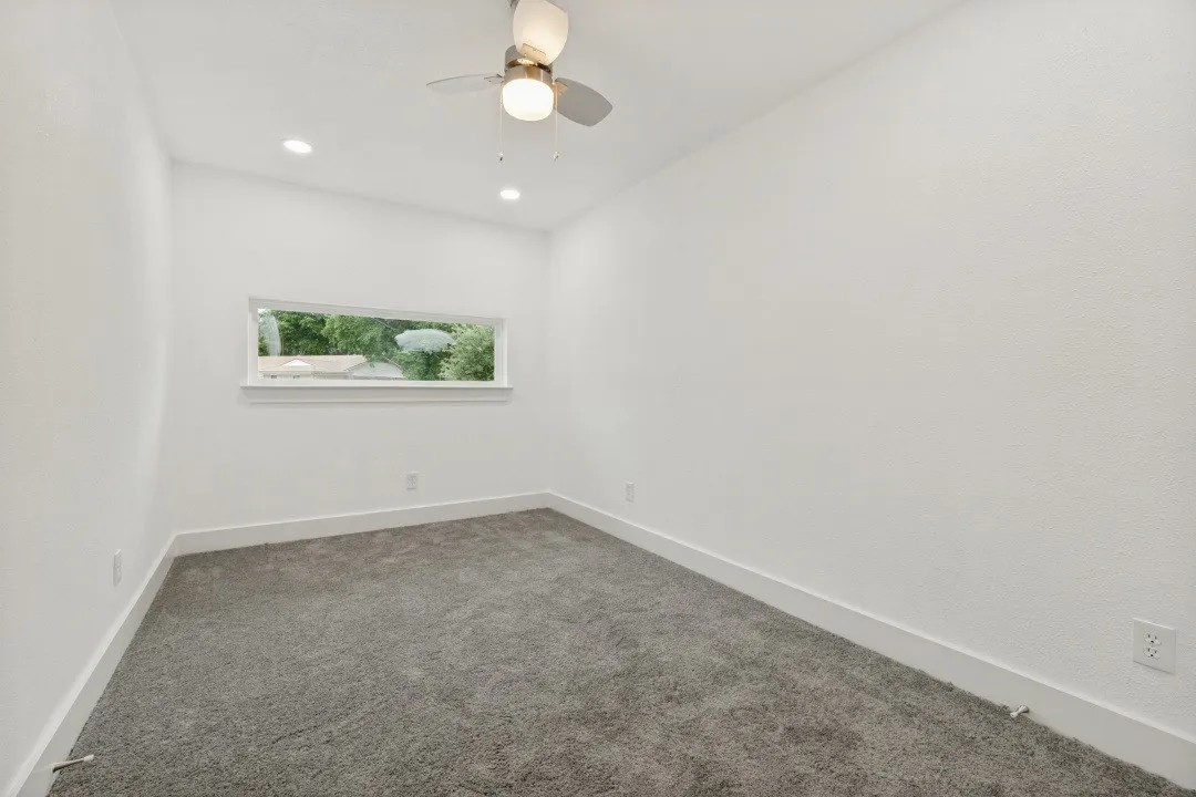 Single Family Residence For Sale in Dallas County , 5718 Trio Lane, Dallas, Texas 75241, 4 Bedroom, 3 Bathroom, 1 Garage spaces, 2,141 Sqft, built in 1961, mls#21365043, Real Estate Agent in Dallas, Homes For Sale in Dallas county, Homes For Sale in Dallas, Realtor in Dallas Texas, Real Estate Brokerage Independent Realty Texas, Luminita Cordes Realtor