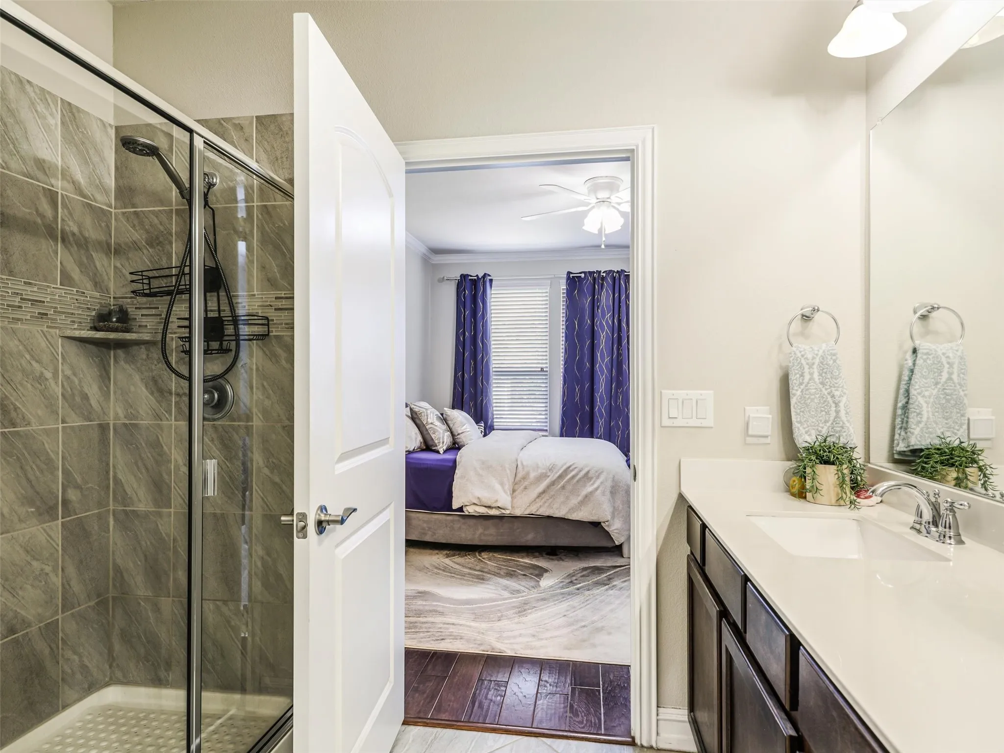Single Family Residence For Sale in Denton County , 7265 Honeybee Lane, Frisco, Texas 75036, 2 Bedroom, 2 Bathroom, 2 Garage spaces, 1,856 Sqft, built in 2015, mls#21365221, Real Estate Agent in Frisco, Homes For Sale in Denton county, Homes For Sale in Frisco, Realtor in Frisco Texas, Real Estate Brokerage Independent Realty Texas, Luminita Cordes Realtor