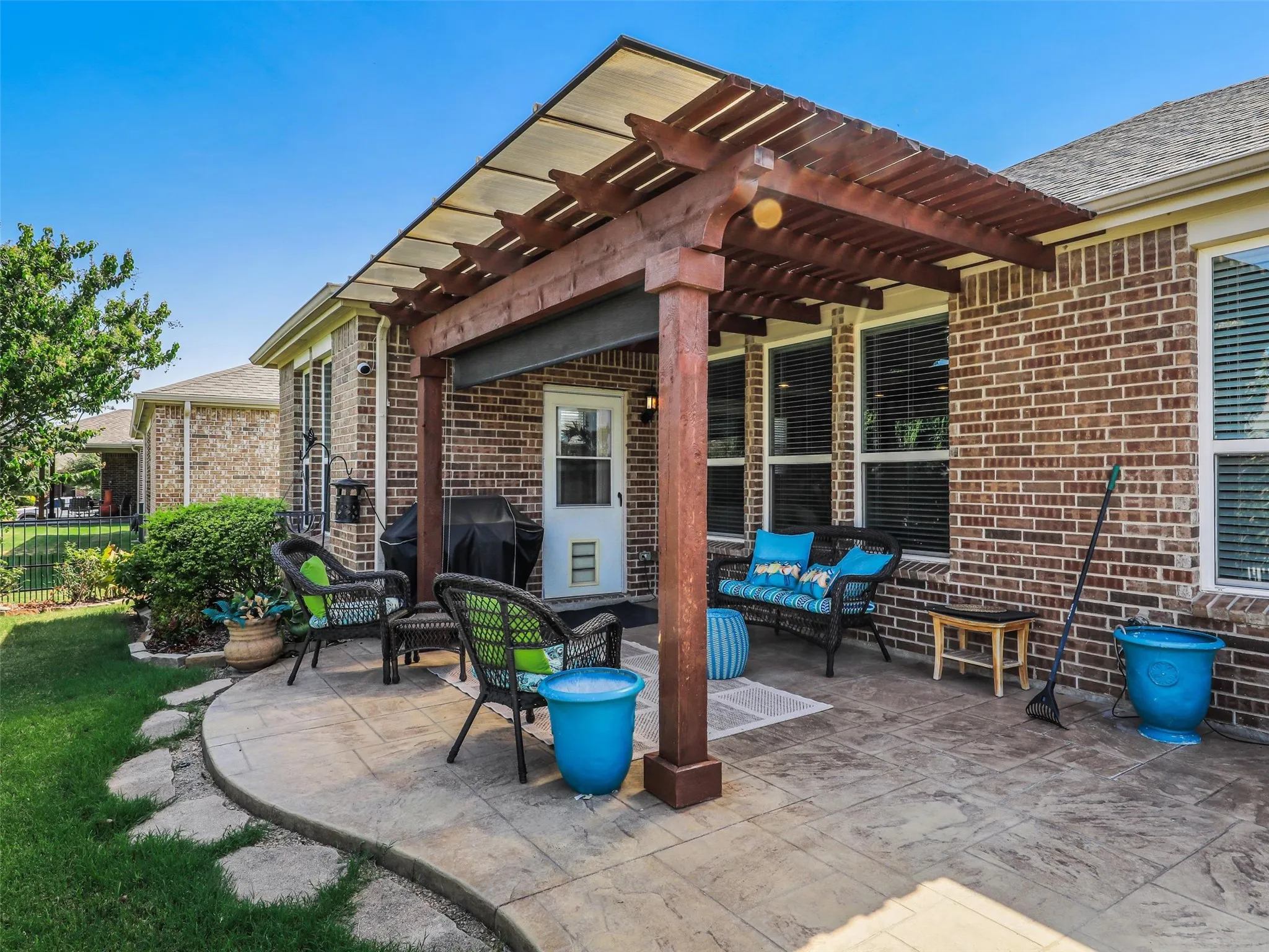 Single Family Residence For Sale in Denton County , 7265 Honeybee Lane, Frisco, Texas 75036, 2 Bedroom, 2 Bathroom, 2 Garage spaces, 1,856 Sqft, built in 2015, mls#21365221, Real Estate Agent in Frisco, Homes For Sale in Denton county, Homes For Sale in Frisco, Realtor in Frisco Texas, Real Estate Brokerage Independent Realty Texas, Luminita Cordes Realtor