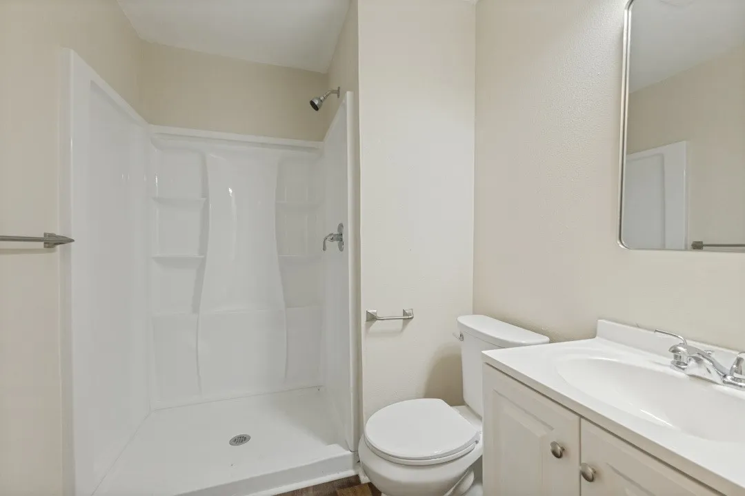 Single Family Residence For Sale in Collin County , 2990 County Road 568, Farmersville, Texas 75442, 2 Bedroom, 1 Bathroom, Garage spaces, 1,344 Sqft, built in 1950, mls#21352008, Real Estate Agent in Farmersville, Homes For Sale in Collin county, Homes For Sale in Farmersville, Realtor in Farmersville Texas, Real Estate Brokerage Independent Realty Texas, Luminita Cordes Realtor