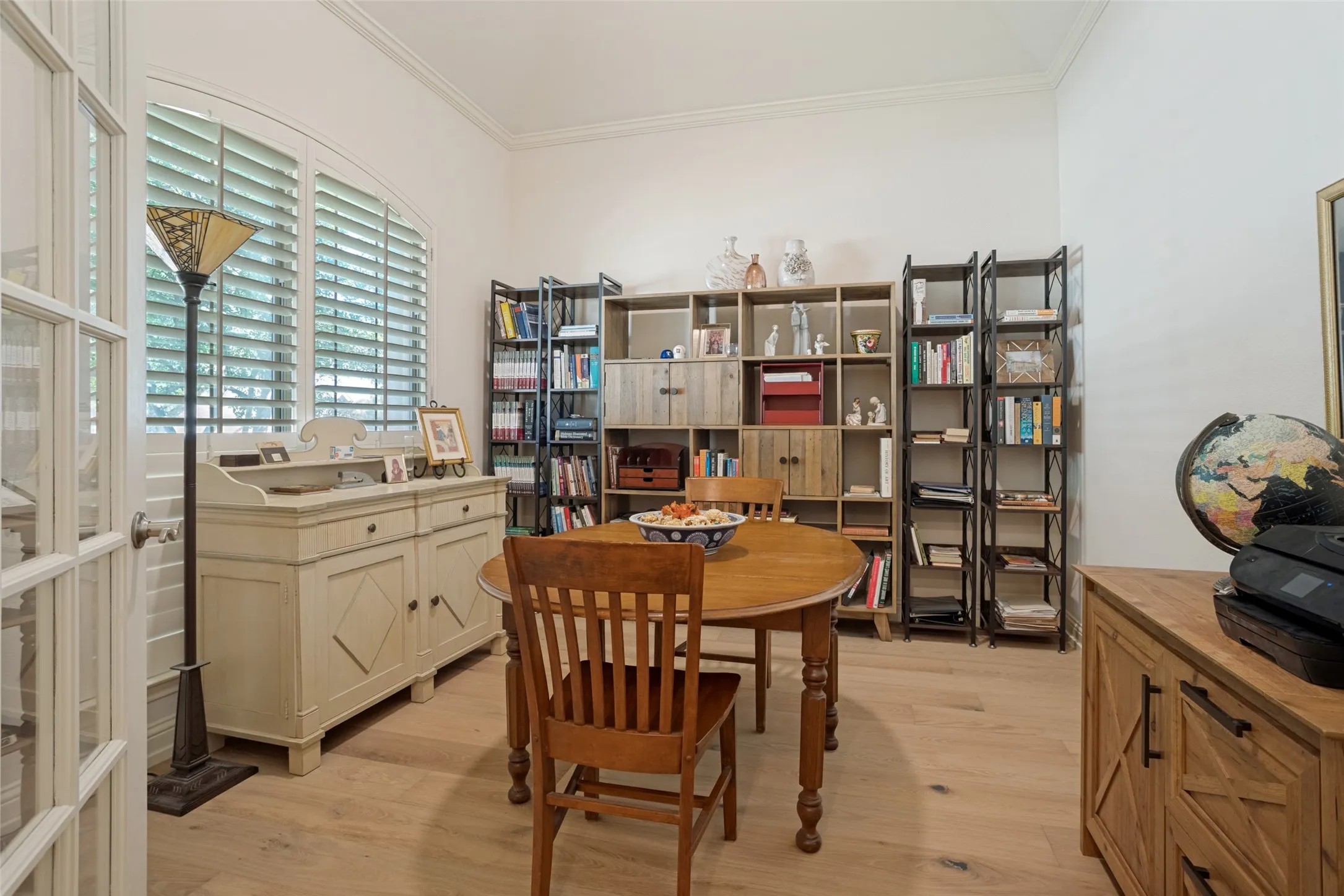 Flex space - office,  guest room, workout space