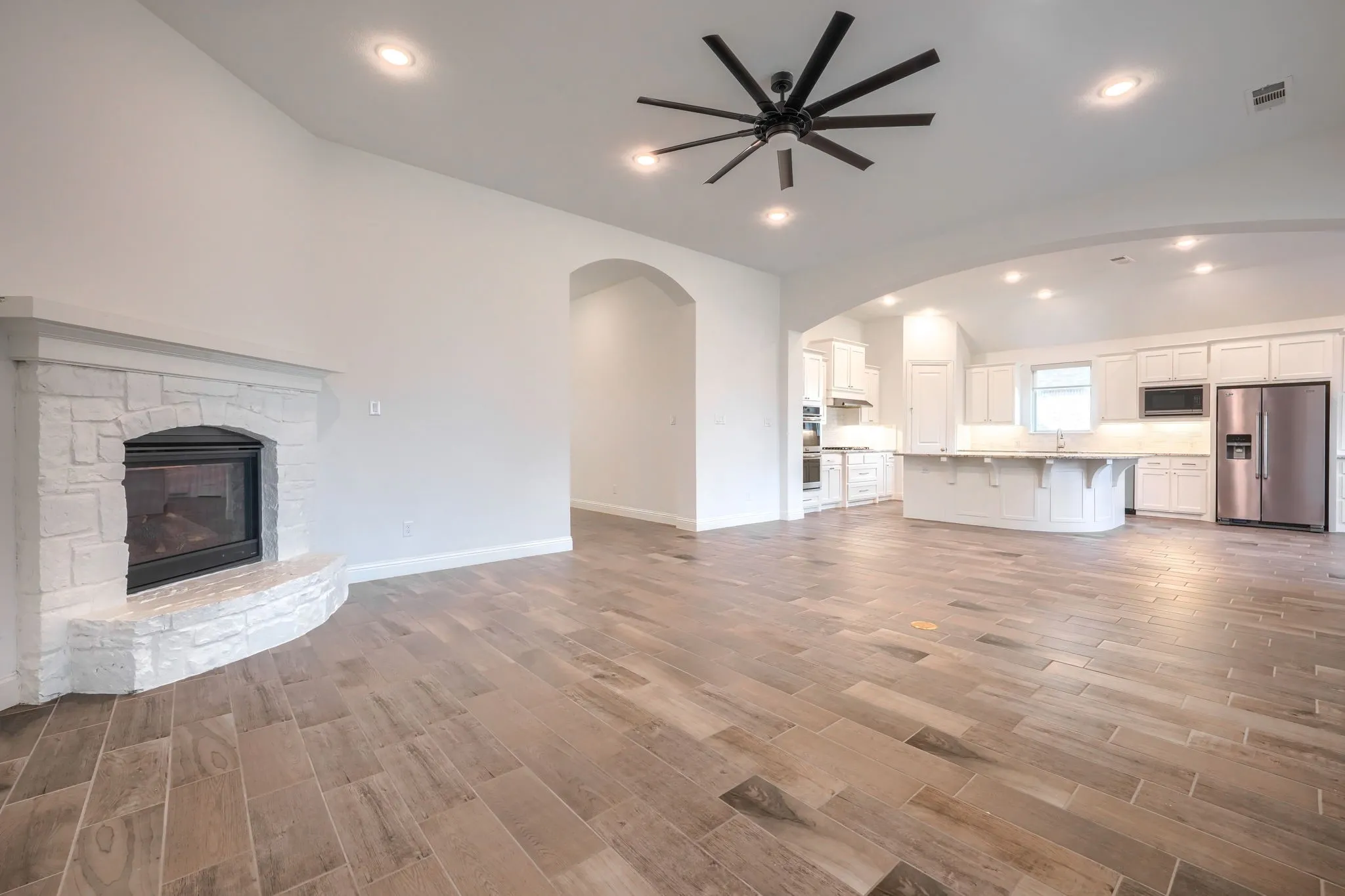 Single Family Residence For Rent in Rockwall County , 1164 Lucca Drive, Mclendon Chisholm, Texas 75032, 4 Bedroom, 4 Bathroom, 4 Garage spaces, 2,997 Sqft, built in 2018, mls#21360470, Real Estate Agent in Mclendon Chisholm, Homes For Rent in Rockwall county, Homes For Rent in Mclendon Chisholm, Realtor in Mclendon Chisholm Texas, Real Estate Brokerage Independent Realty Texas, Luminita Cordes Realtor