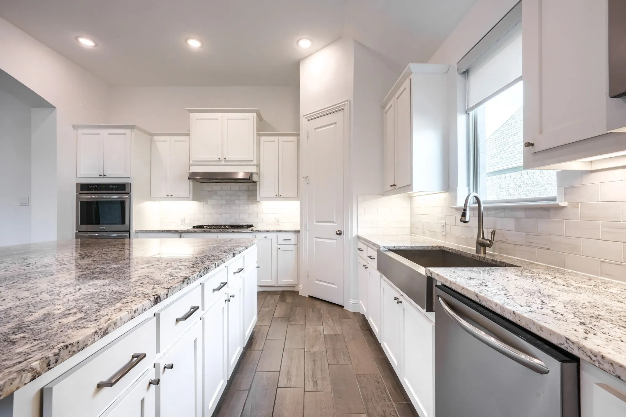 Single Family Residence For Rent in Rockwall County , 1164 Lucca Drive, Mclendon Chisholm, Texas 75032, 4 Bedroom, 4 Bathroom, 4 Garage spaces, 2,997 Sqft, built in 2018, mls#21360470, Real Estate Agent in Mclendon Chisholm, Homes For Rent in Rockwall county, Homes For Rent in Mclendon Chisholm, Realtor in Mclendon Chisholm Texas, Real Estate Brokerage Independent Realty Texas, Luminita Cordes Realtor