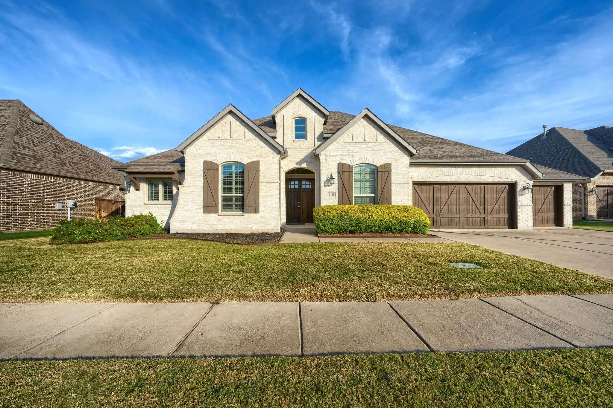 Single Family Residence For Rent in Rockwall County , 1164 Lucca Drive, Mclendon Chisholm, Texas 75032, 4 Bedroom, 4 Bathroom, 4 Garage spaces, 2,997 Sqft, built in 2018, mls#21360470, Real Estate Agent in Mclendon Chisholm, Homes For Rent in Rockwall county, Homes For Rent in Mclendon Chisholm, Realtor in Mclendon Chisholm Texas, Real Estate Brokerage Independent Realty Texas, Luminita Cordes Realtor