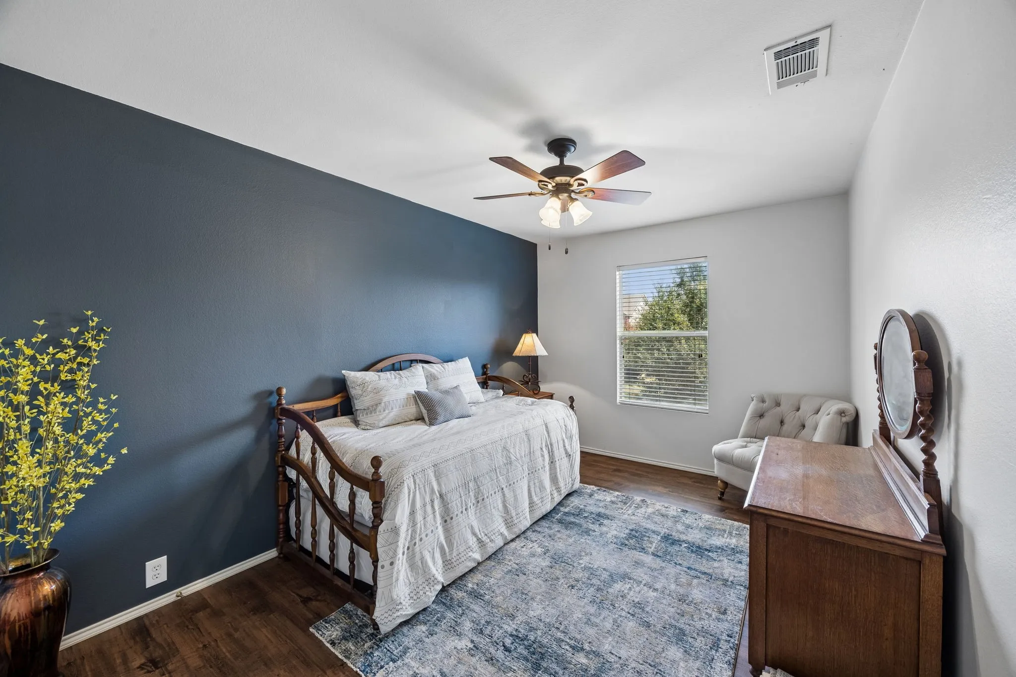 Single Family Residence For Sale in Collin County , 808 Carlton Road, Wylie, Texas 75098, 3 Bedroom, 3 Bathroom, 2 Garage spaces, 1,446 Sqft, built in 2004, mls#21361783, Real Estate Agent in Wylie, Homes For Sale in Collin county, Homes For Sale in Wylie, Realtor in Wylie Texas, Real Estate Brokerage Independent Realty Texas, Luminita Cordes Realtor