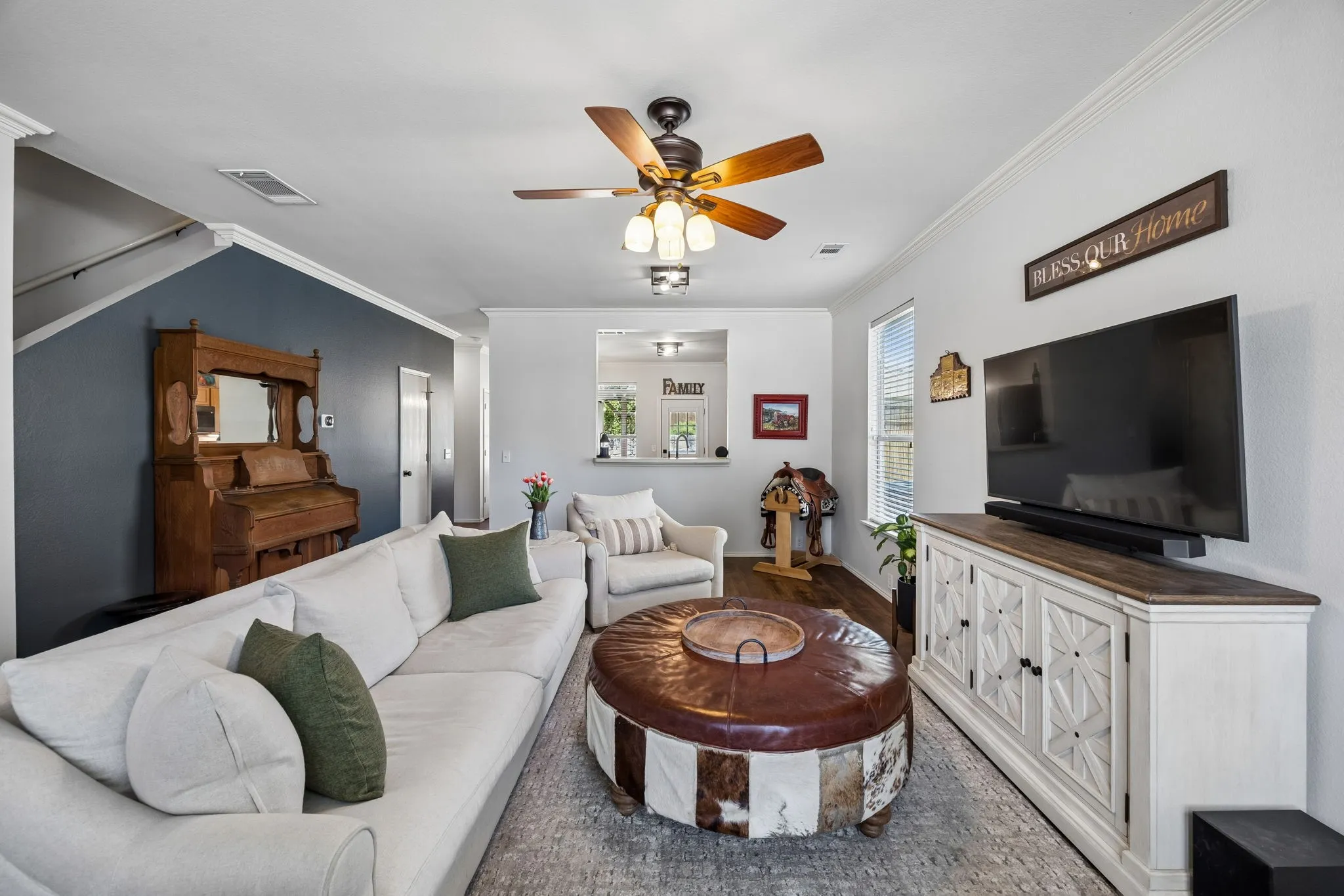 Single Family Residence For Sale in Collin County , 808 Carlton Road, Wylie, Texas 75098, 3 Bedroom, 3 Bathroom, 2 Garage spaces, 1,446 Sqft, built in 2004, mls#21361783, Real Estate Agent in Wylie, Homes For Sale in Collin county, Homes For Sale in Wylie, Realtor in Wylie Texas, Real Estate Brokerage Independent Realty Texas, Luminita Cordes Realtor