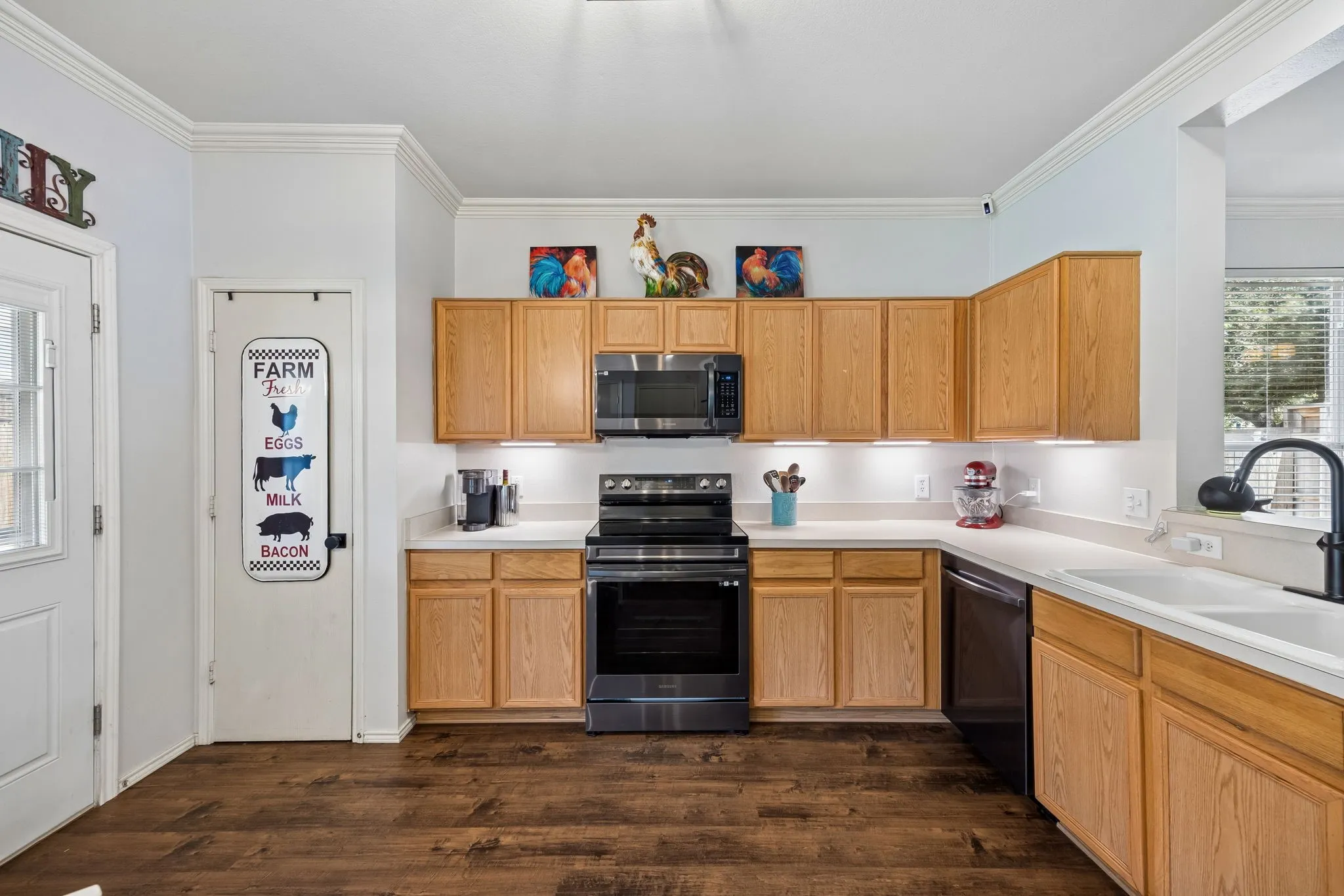 Single Family Residence For Sale in Collin County , 808 Carlton Road, Wylie, Texas 75098, 3 Bedroom, 3 Bathroom, 2 Garage spaces, 1,446 Sqft, built in 2004, mls#21361783, Real Estate Agent in Wylie, Homes For Sale in Collin county, Homes For Sale in Wylie, Realtor in Wylie Texas, Real Estate Brokerage Independent Realty Texas, Luminita Cordes Realtor