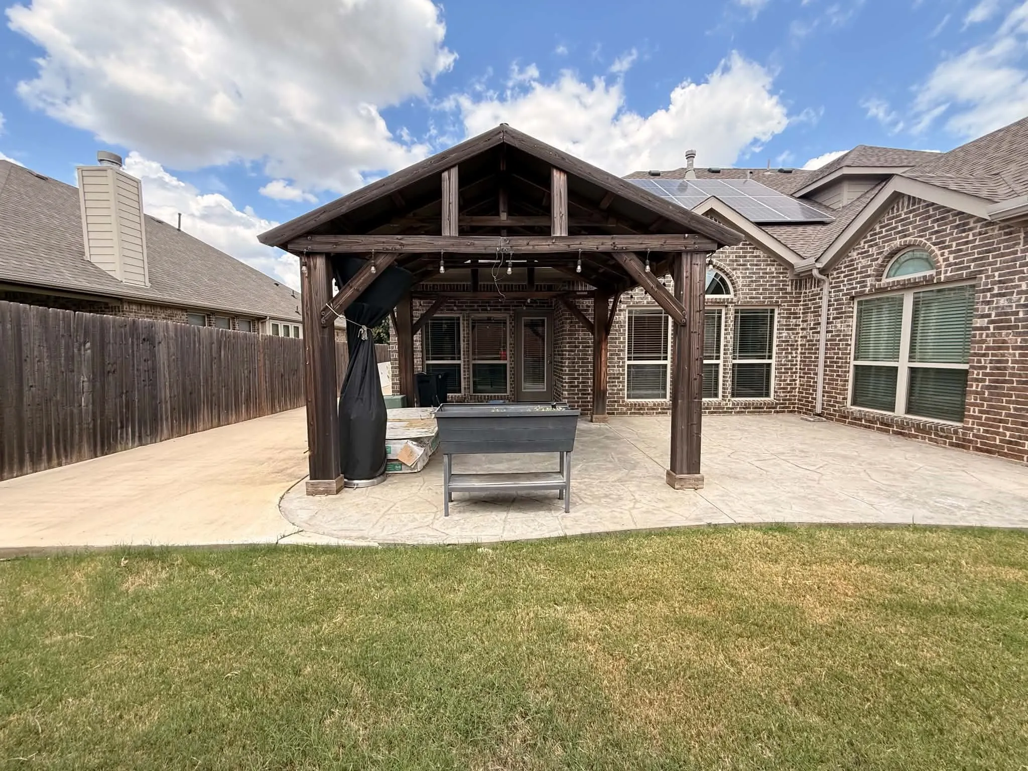 Single Family Residence For Sale in Johnson County , 1410 Nighthawk Lane, Mansfield, Texas 76063, 4 Bedroom, 4 Bathroom, 2 Garage spaces, 2,927 Sqft, built in 2017, mls#21365365, Real Estate Agent in Mansfield, Homes For Sale in Johnson county, Homes For Sale in Mansfield, Realtor in Mansfield Texas, Real Estate Brokerage Independent Realty Texas, Luminita Cordes Realtor