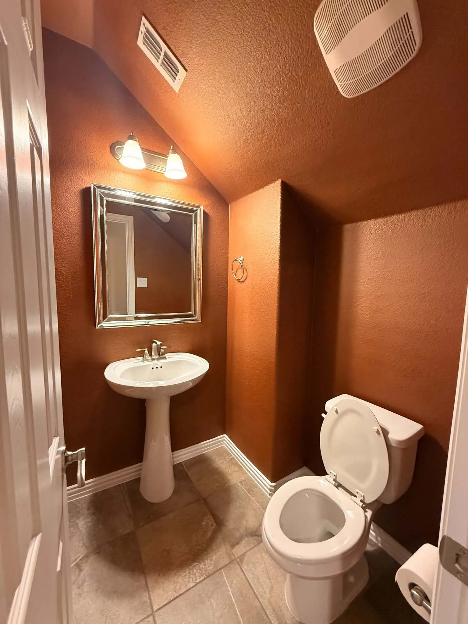 Single Family Residence For Sale in Johnson County , 1410 Nighthawk Lane, Mansfield, Texas 76063, 4 Bedroom, 4 Bathroom, 2 Garage spaces, 2,927 Sqft, built in 2017, mls#21365365, Real Estate Agent in Mansfield, Homes For Sale in Johnson county, Homes For Sale in Mansfield, Realtor in Mansfield Texas, Real Estate Brokerage Independent Realty Texas, Luminita Cordes Realtor