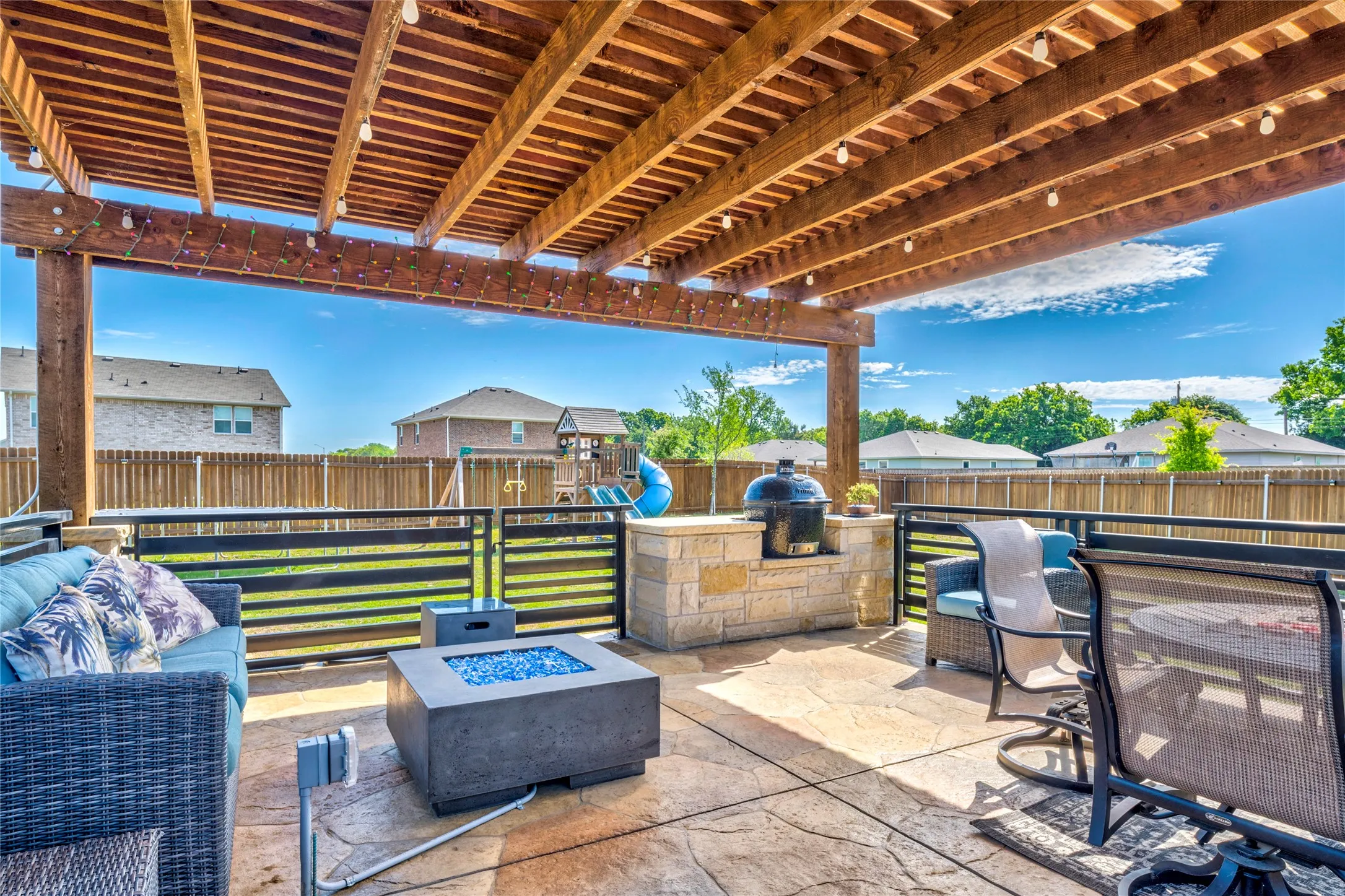 Single Family Residence For Sale in Dallas County , 3640 Chestnut Oak Drive, Dallas, Texas 75253, 4 Bedroom, 2 Bathroom, 2 Garage spaces, 1,620 Sqft, built in 2023, mls#21363117, Real Estate Agent in Dallas, Homes For Sale in Dallas county, Homes For Sale in Dallas, Realtor in Dallas Texas, Real Estate Brokerage Independent Realty Texas, Luminita Cordes Realtor