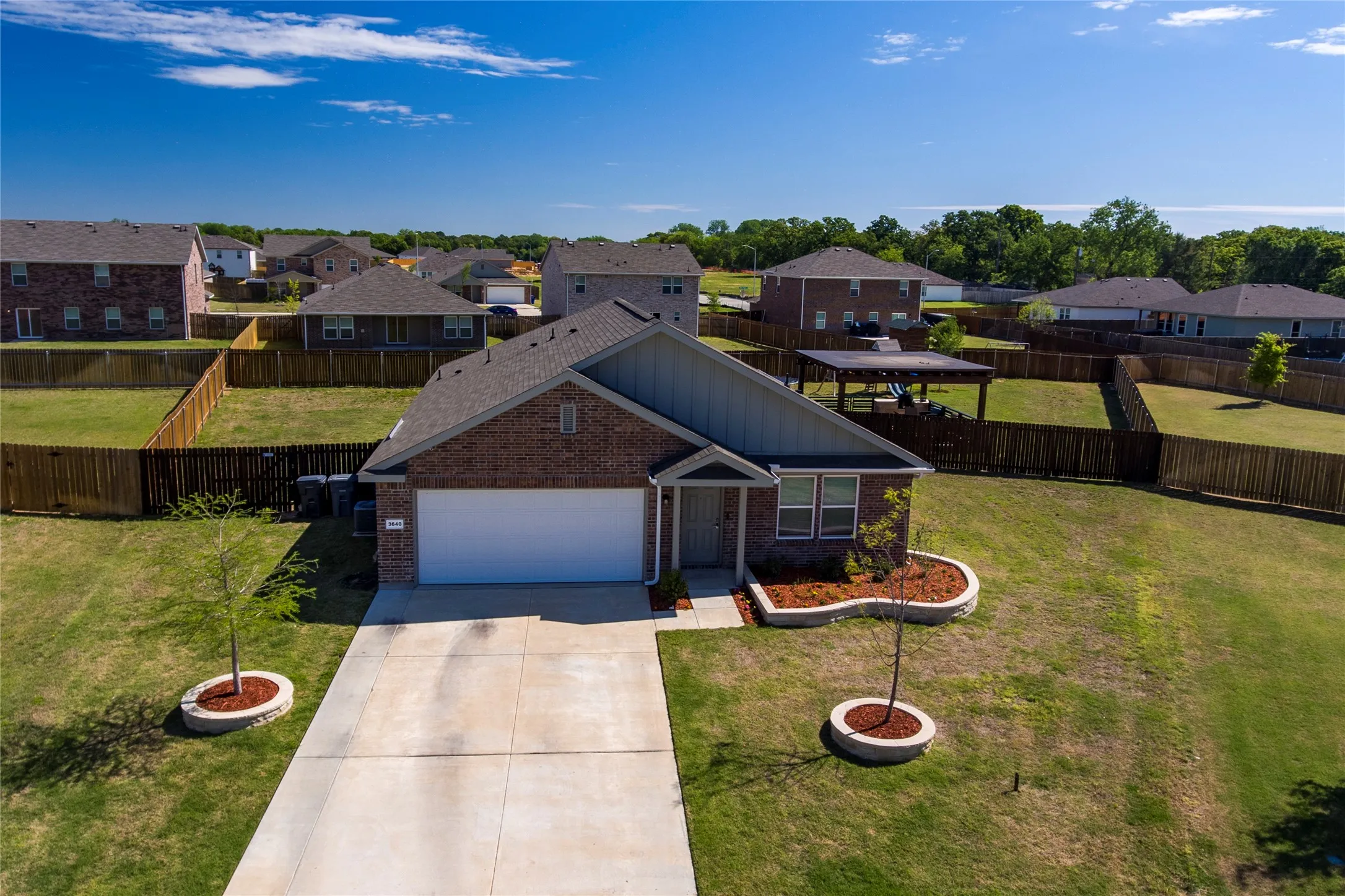Single Family Residence For Sale in Dallas County , 3640 Chestnut Oak Drive, Dallas, Texas 75253, 4 Bedroom, 2 Bathroom, 2 Garage spaces, 1,620 Sqft, built in 2023, mls#21363117, Real Estate Agent in Dallas, Homes For Sale in Dallas county, Homes For Sale in Dallas, Realtor in Dallas Texas, Real Estate Brokerage Independent Realty Texas, Luminita Cordes Realtor