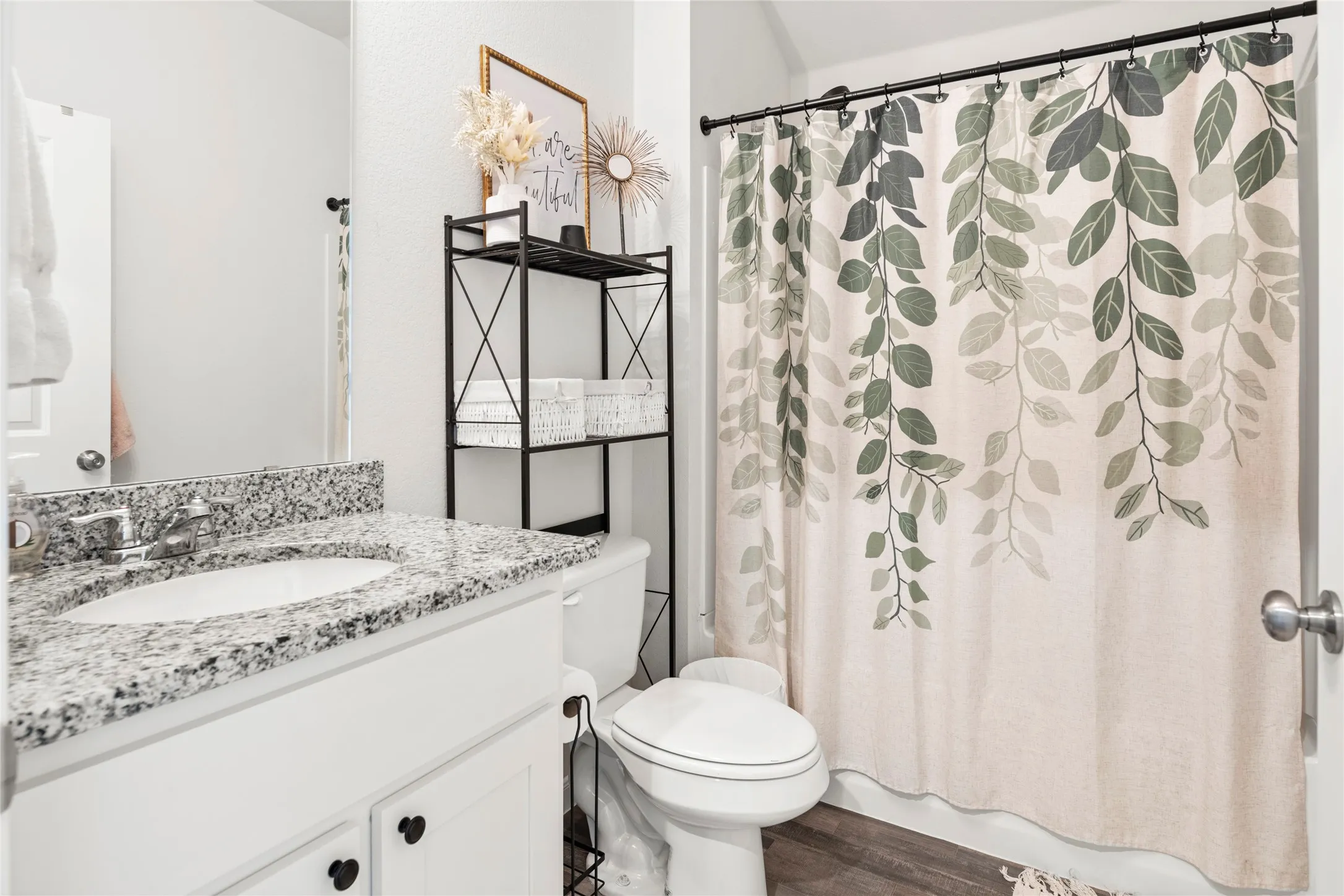 Single Family Residence For Sale in Dallas County , 3640 Chestnut Oak Drive, Dallas, Texas 75253, 4 Bedroom, 2 Bathroom, 2 Garage spaces, 1,620 Sqft, built in 2023, mls#21363117, Real Estate Agent in Dallas, Homes For Sale in Dallas county, Homes For Sale in Dallas, Realtor in Dallas Texas, Real Estate Brokerage Independent Realty Texas, Luminita Cordes Realtor