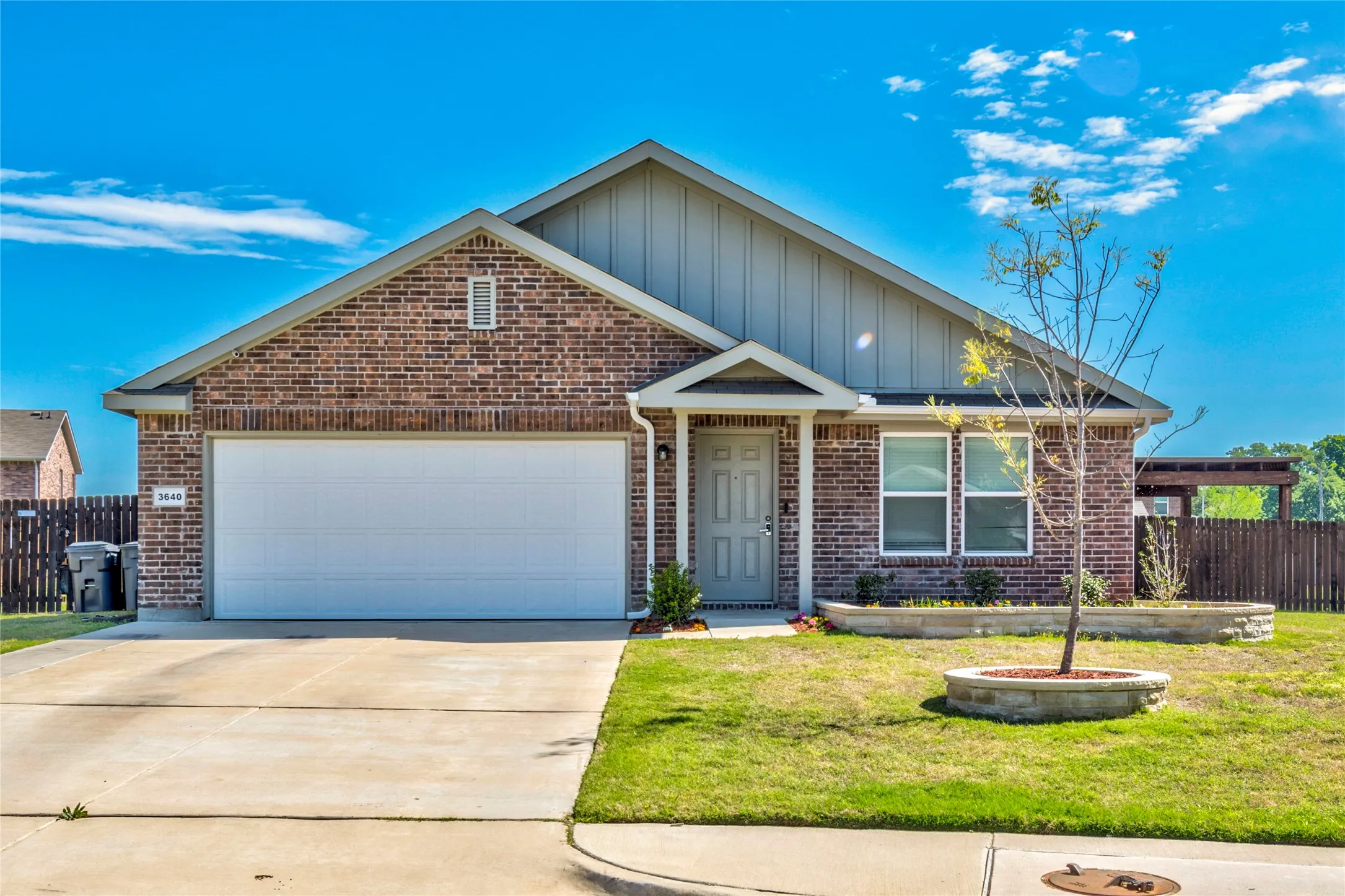 Single Family Residence For Sale in Dallas County , 3640 Chestnut Oak Drive, Dallas, Texas 75253, 4 Bedroom, 2 Bathroom, 2 Garage spaces, 1,620 Sqft, built in 2023, mls#21363117, Real Estate Agent in Dallas, Homes For Sale in Dallas county, Homes For Sale in Dallas, Realtor in Dallas Texas, Real Estate Brokerage Independent Realty Texas, Luminita Cordes Realtor