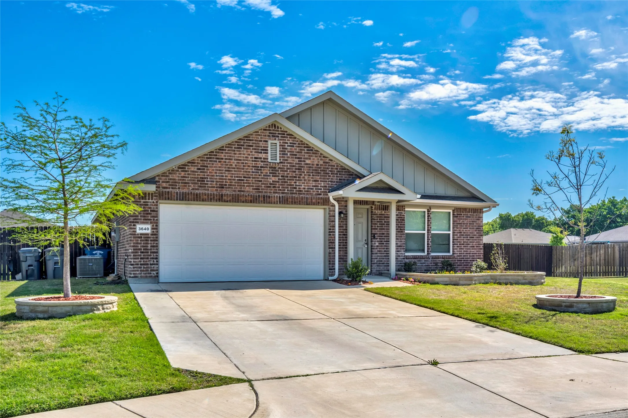 Single Family Residence For Sale in Dallas County , 3640 Chestnut Oak Drive, Dallas, Texas 75253, 4 Bedroom, 2 Bathroom, 2 Garage spaces, 1,620 Sqft, built in 2023, mls#21363117, Real Estate Agent in Dallas, Homes For Sale in Dallas county, Homes For Sale in Dallas, Realtor in Dallas Texas, Real Estate Brokerage Independent Realty Texas, Luminita Cordes Realtor