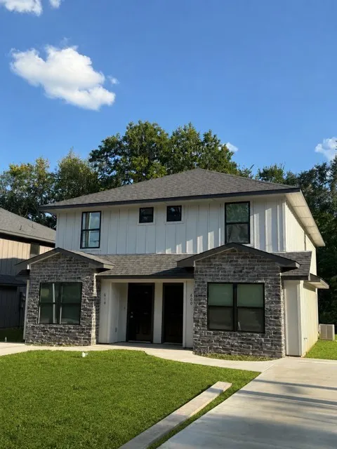 Duplex For Sale in Lamar County , 600-610 SYCAMORE Street, Paris, Texas 75460, 6 Bedroom, 6 Bathroom, Garage spaces, 2,400 Sqft, built in 2026, Price $360,000, mls#21365284, Real Estate Agent in Paris, Homes For Sale in Lamar county, Homes For Sale in Paris, Realtor in Paris Texas, Real Estate Brokerage Independent Realty Texas, Luminita Cordes Realtor