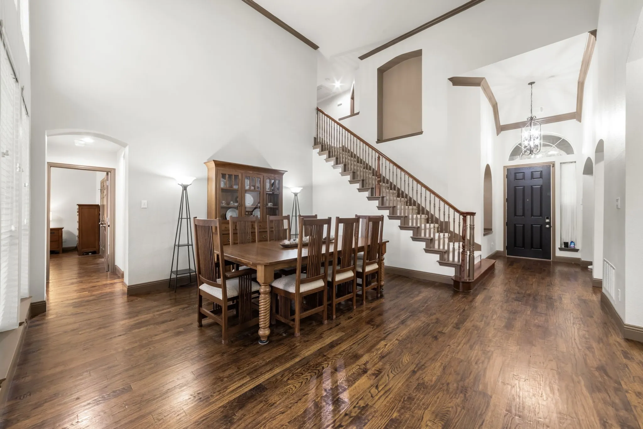 Single Family Residence For Sale in Collin County , 2120 Grayson Road, Mc Kinney, Texas 75072, 5 Bedroom, 4 Bathroom, 3 Garage spaces, 3,418 Sqft, built in 1998, mls#21364795, Real Estate Agent in Mc Kinney, Homes For Sale in Collin county, Homes For Sale in Mc Kinney, Realtor in Mc Kinney Texas, Real Estate Brokerage Independent Realty Texas, Luminita Cordes Realtor