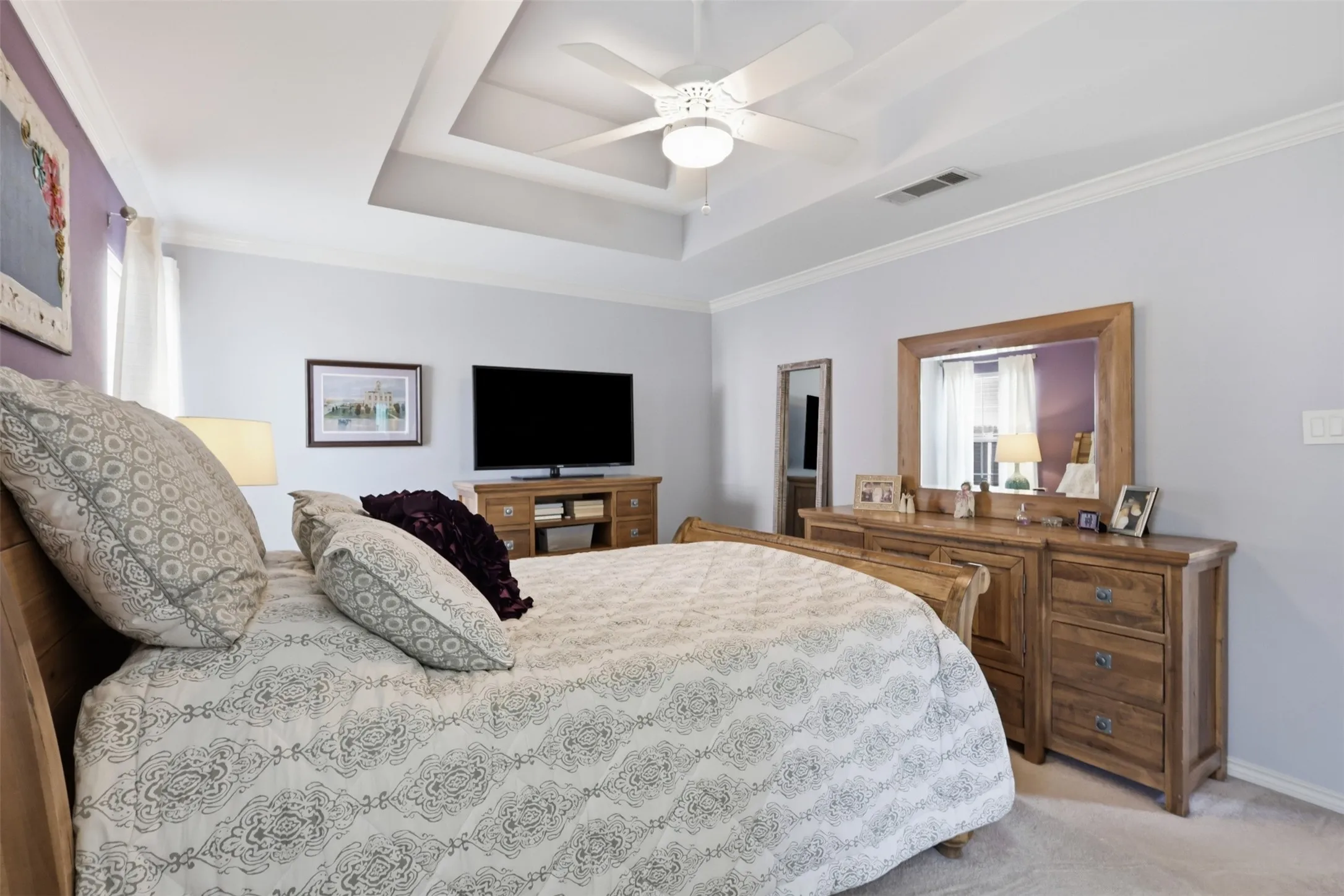 Single Family Residence For Sale in Dallas County , 2307 Bristol Drive, Carrollton, Texas 75006, 3 Bedroom, 2 Bathroom, 2 Garage spaces, 1,740 Sqft, built in 1993, mls#21365336, Real Estate Agent in Carrollton, Homes For Sale in Dallas county, Homes For Sale in Carrollton, Realtor in Carrollton Texas, Real Estate Brokerage Independent Realty Texas, Luminita Cordes Realtor