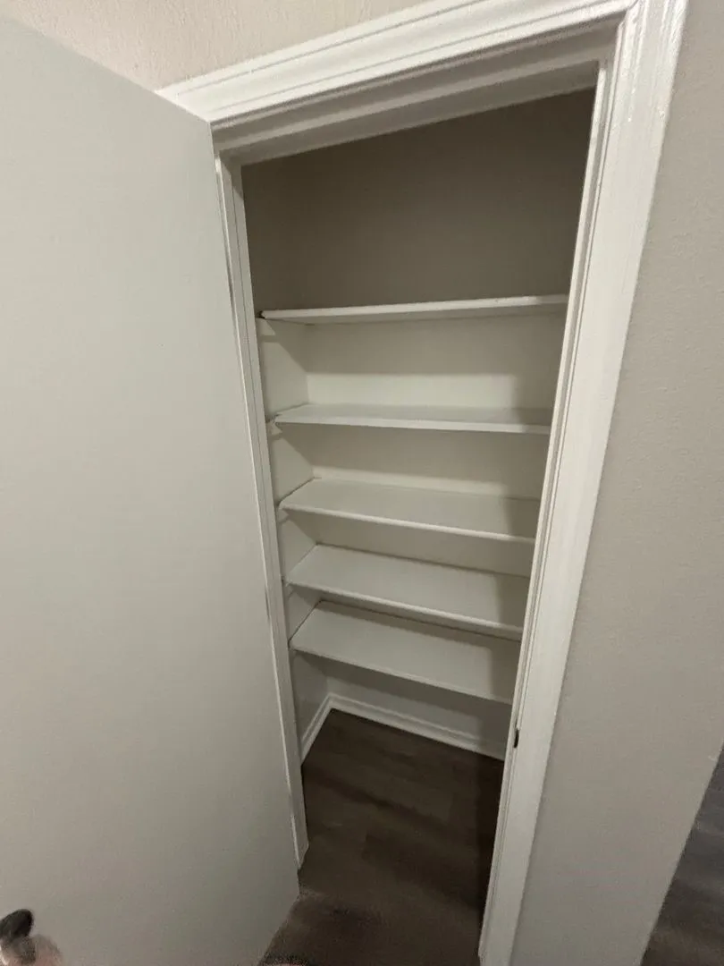 Single Family Residence For Rent in Dallas County , 10311 Tamworth Drive, Dallas, Texas 75217, 2 Bedroom, 2 Bathroom, 1 Garage spaces, 1,068 Sqft, built in 1983, mls#21365370, Real Estate Agent in Dallas, Homes For Rent in Dallas county, Homes For Rent in Dallas, Realtor in Dallas Texas, Real Estate Brokerage Independent Realty Texas, Luminita Cordes Realtor