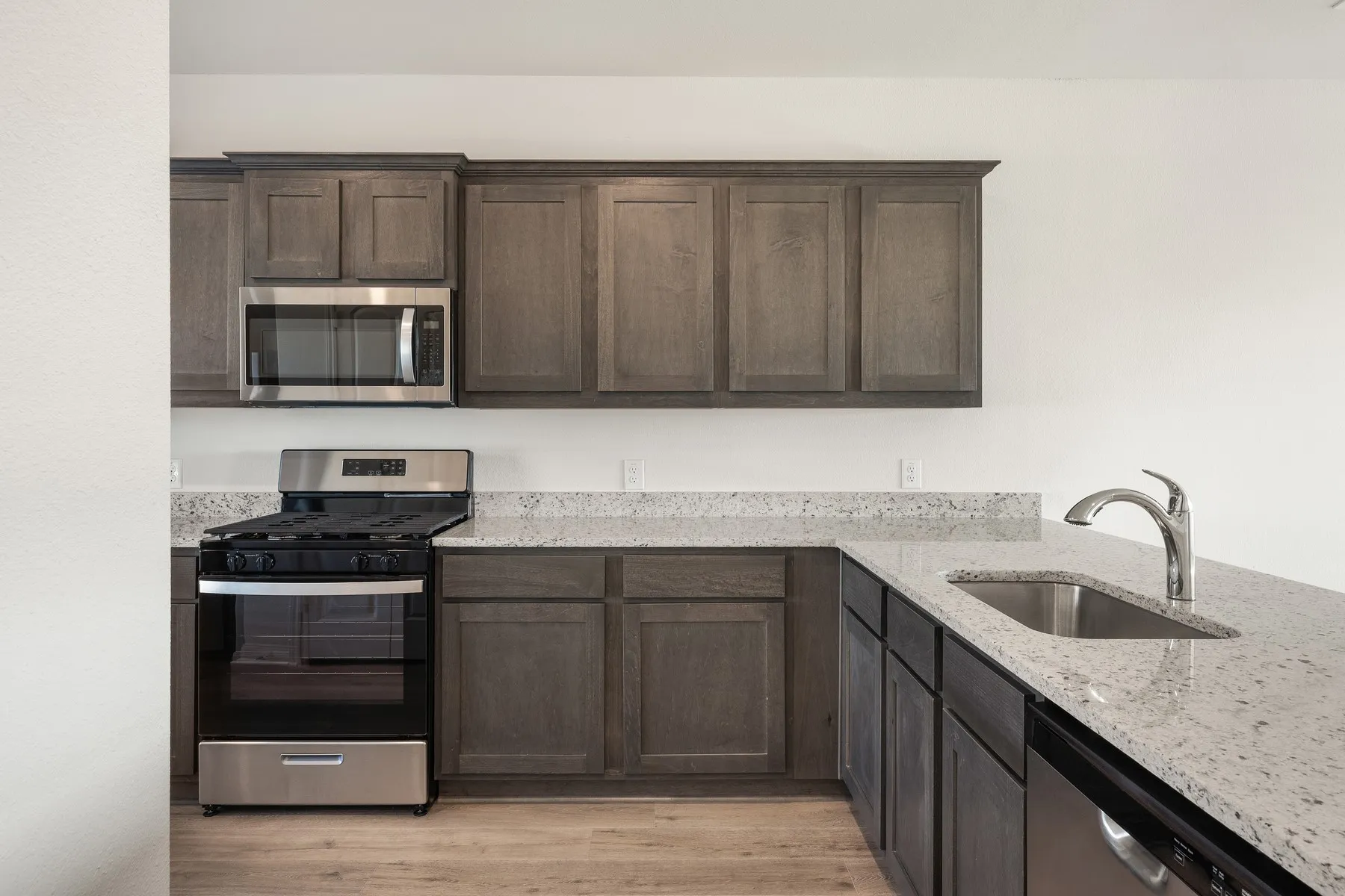 Single Family Residence For Rent in Johnson County , 13416 Gitty Up Circle, Cresson, Texas 76035, 5 Bedroom, 3 Bathroom, 2 Garage spaces, 2,733 Sqft, built in 2025, mls#21365381, Real Estate Agent in Cresson, Homes For Rent in Johnson county, Homes For Rent in Cresson, Realtor in Cresson Texas, Real Estate Brokerage Independent Realty Texas, Luminita Cordes Realtor