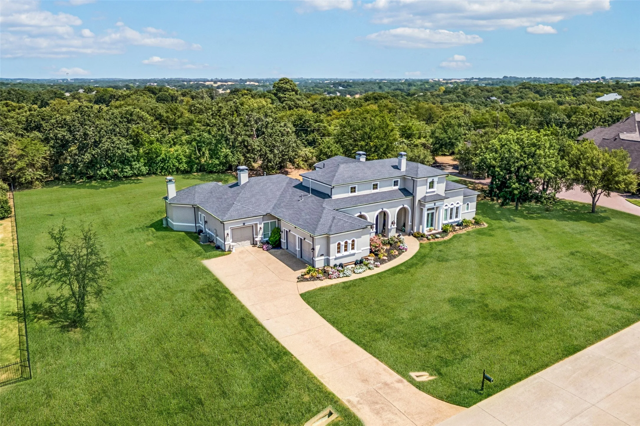 Single Family Residence For Sale in Denton County , 1270 Sunset Pointe, Cross Roads, Texas 76227, 4 Bedroom, 6 Bathroom, 3 Garage spaces, 4,640 Sqft, built in 2008, mls#21364522, Real Estate Agent in Cross Roads, Homes For Sale in Denton county, Homes For Sale in Cross Roads, Realtor in Cross Roads Texas, Real Estate Brokerage Independent Realty Texas, Luminita Cordes Realtor