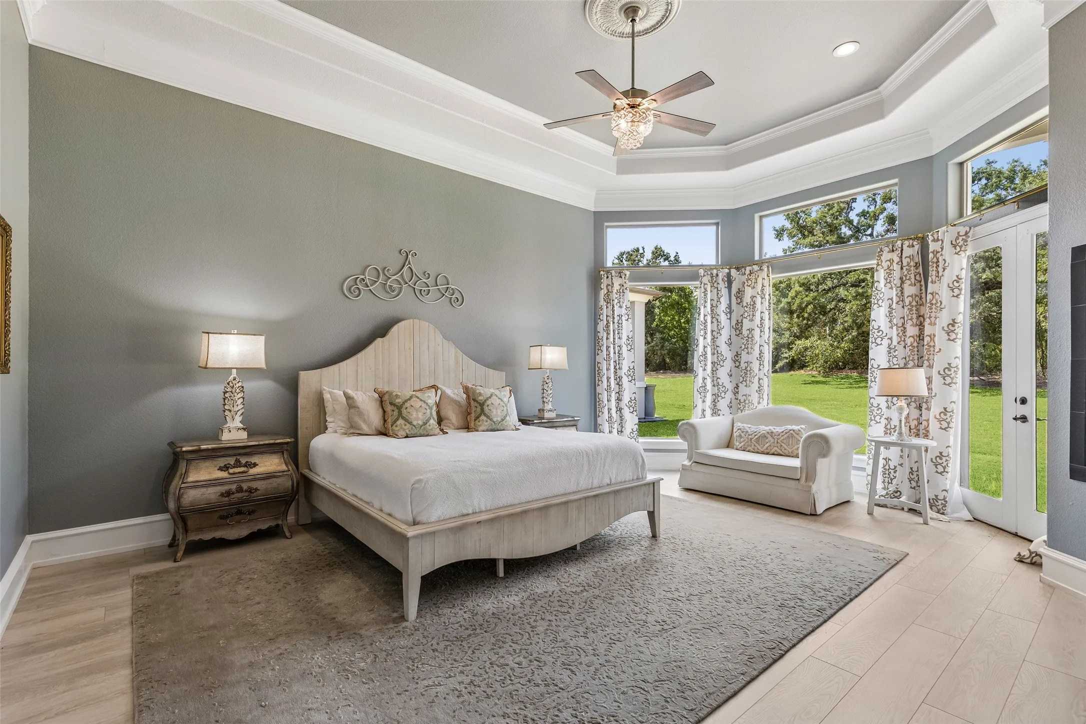 Single Family Residence For Sale in Denton County , 1270 Sunset Pointe, Cross Roads, Texas 76227, 4 Bedroom, 6 Bathroom, 3 Garage spaces, 4,640 Sqft, built in 2008, mls#21364522, Real Estate Agent in Cross Roads, Homes For Sale in Denton county, Homes For Sale in Cross Roads, Realtor in Cross Roads Texas, Real Estate Brokerage Independent Realty Texas, Luminita Cordes Realtor