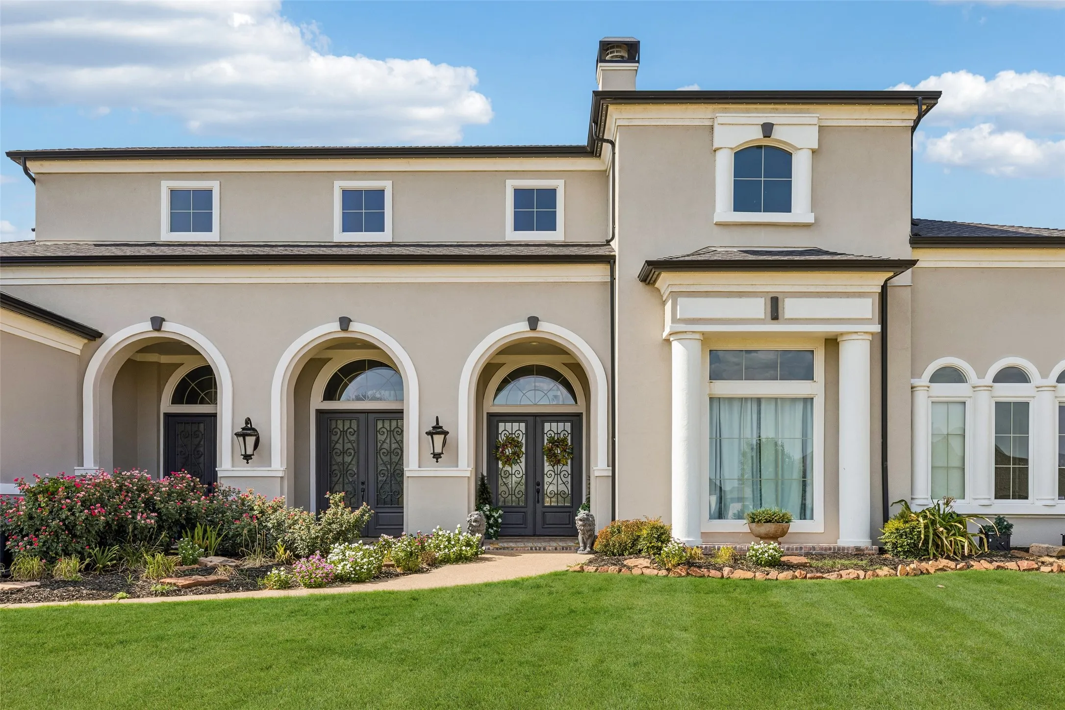 Single Family Residence For Sale in Denton County , 1270 Sunset Pointe, Cross Roads, Texas 76227, 4 Bedroom, 6 Bathroom, 3 Garage spaces, 4,640 Sqft, built in 2008, mls#21364522, Real Estate Agent in Cross Roads, Homes For Sale in Denton county, Homes For Sale in Cross Roads, Realtor in Cross Roads Texas, Real Estate Brokerage Independent Realty Texas, Luminita Cordes Realtor