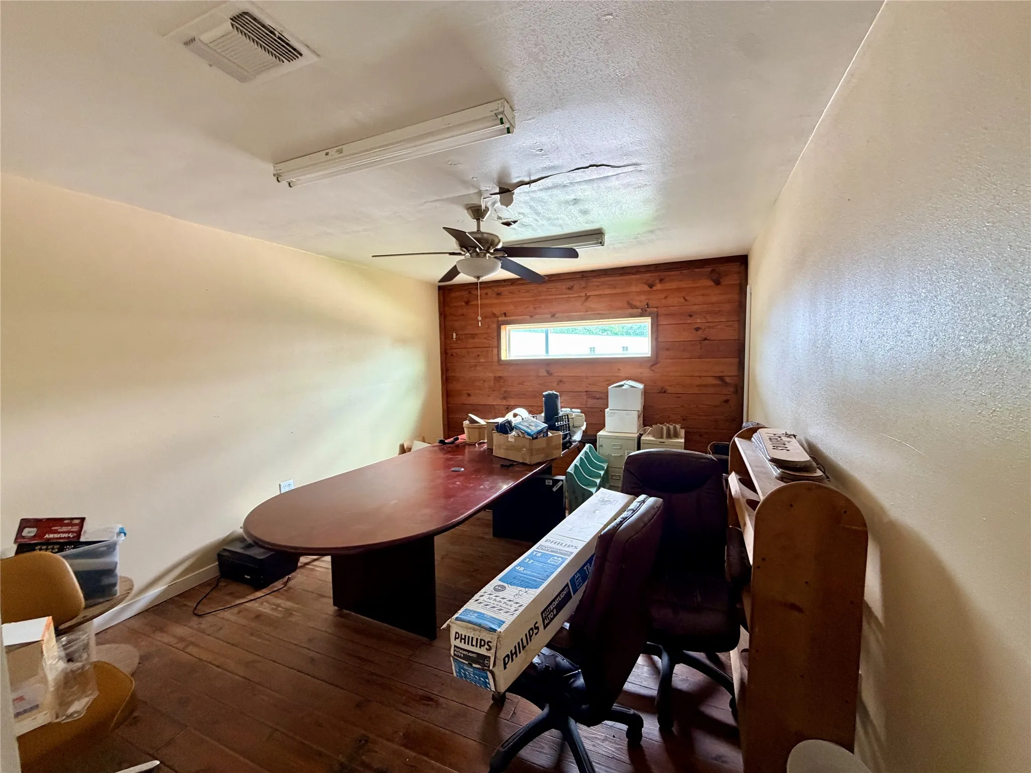Office For Rent in Mills County , 802 W Third, Goldthwaite, Texas 76844, 0, 0, Garage spaces, 3,600 Sqft, built in 1950, Price $2,300, mls#21365323, Real Estate Agent in Goldthwaite, Homes For Rent in Mills county, Homes For Rent in Goldthwaite, Realtor in Goldthwaite Texas, Real Estate Brokerage Independent Realty Texas, Luminita Cordes Realtor