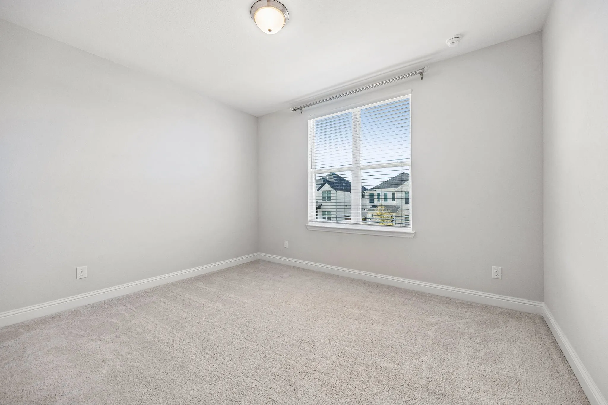 Single Family Residence For Rent in Collin County , 11476 Chartwell Court, Frisco, Texas 75035, 5 Bedroom, 4 Bathroom, 2 Garage spaces, 2,753 Sqft, built in 2024, mls#21360938, Real Estate Agent in Frisco, Homes For Rent in Collin county, Homes For Rent in Frisco, Realtor in Frisco Texas, Real Estate Brokerage Independent Realty Texas, Luminita Cordes Realtor