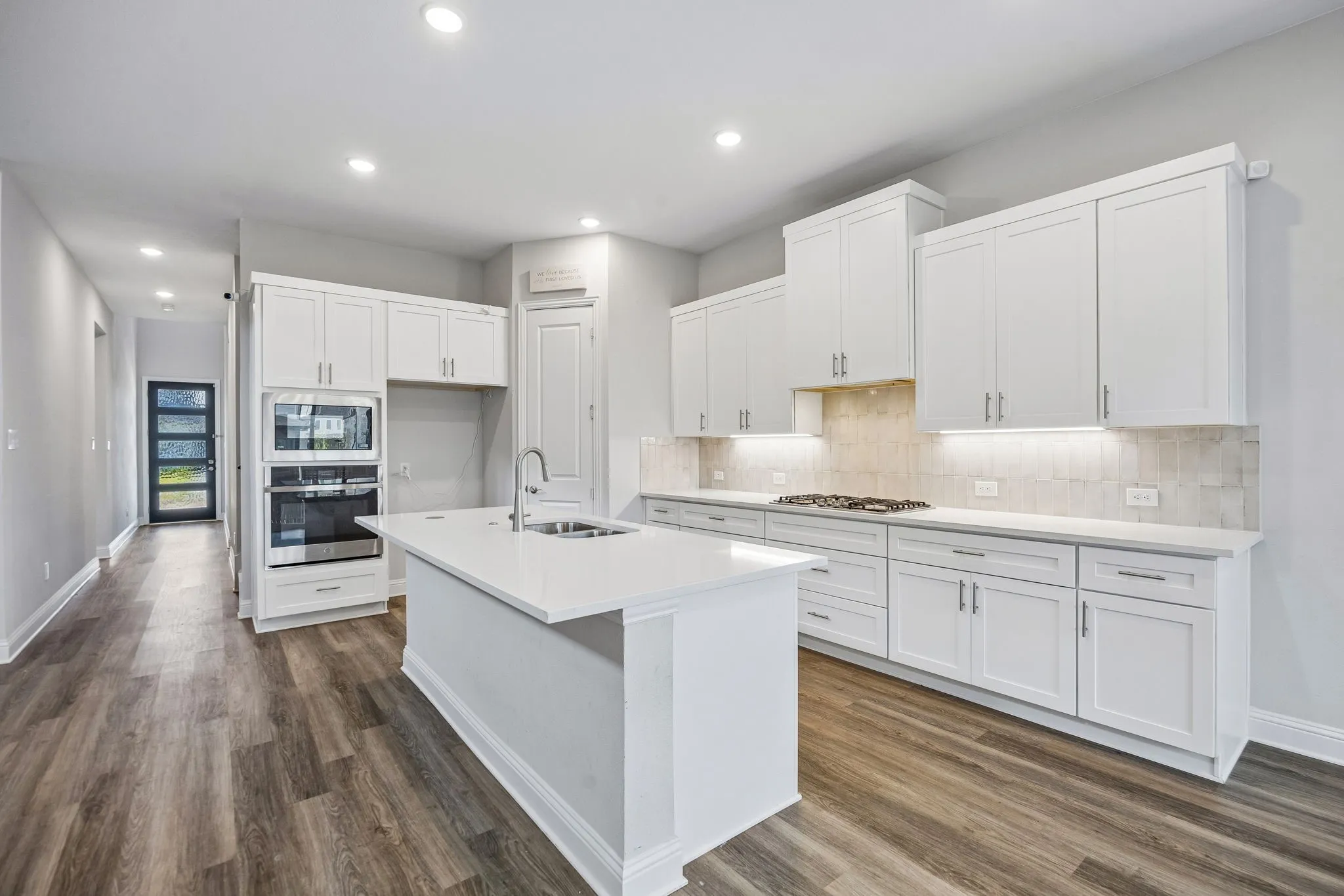 Single Family Residence For Rent in Collin County , 11476 Chartwell Court, Frisco, Texas 75035, 5 Bedroom, 4 Bathroom, 2 Garage spaces, 2,753 Sqft, built in 2024, mls#21360938, Real Estate Agent in Frisco, Homes For Rent in Collin county, Homes For Rent in Frisco, Realtor in Frisco Texas, Real Estate Brokerage Independent Realty Texas, Luminita Cordes Realtor