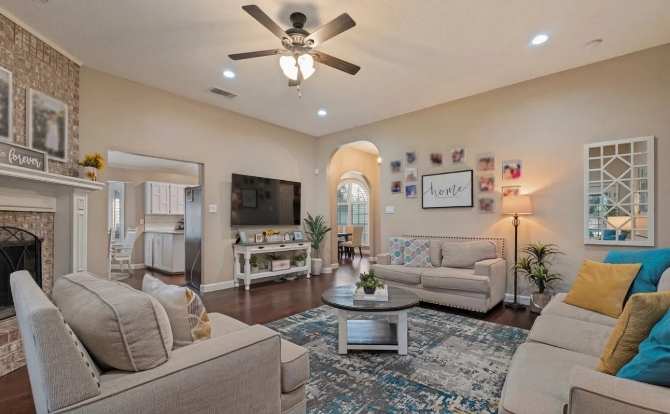Single Family Residence For Sale in Dallas County , 2425 Waterloo Lane, Mesquite, Texas 75181, 3 Bedroom, 2 Bathroom, 2 Garage spaces, 1,892 Sqft, built in 1992, mls#21364116, Real Estate Agent in Mesquite, Homes For Sale in Dallas county, Homes For Sale in Mesquite, Realtor in Mesquite Texas, Real Estate Brokerage Independent Realty Texas, Luminita Cordes Realtor