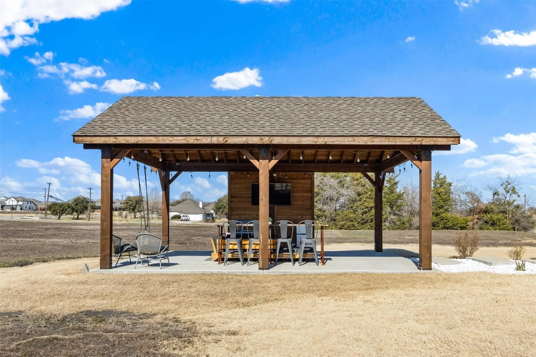 Single Family Residence For Sale in Kaufman County , 1133 Barrix Drive, Forney, Texas 75126, 5 Bedroom, 3 Bathroom, 3 Garage spaces, 2,950 Sqft, built in 2020, mls#21365397, Real Estate Agent in Forney, Homes For Sale in Kaufman county, Homes For Sale in Forney, Realtor in Forney Texas, Real Estate Brokerage Independent Realty Texas, Luminita Cordes Realtor