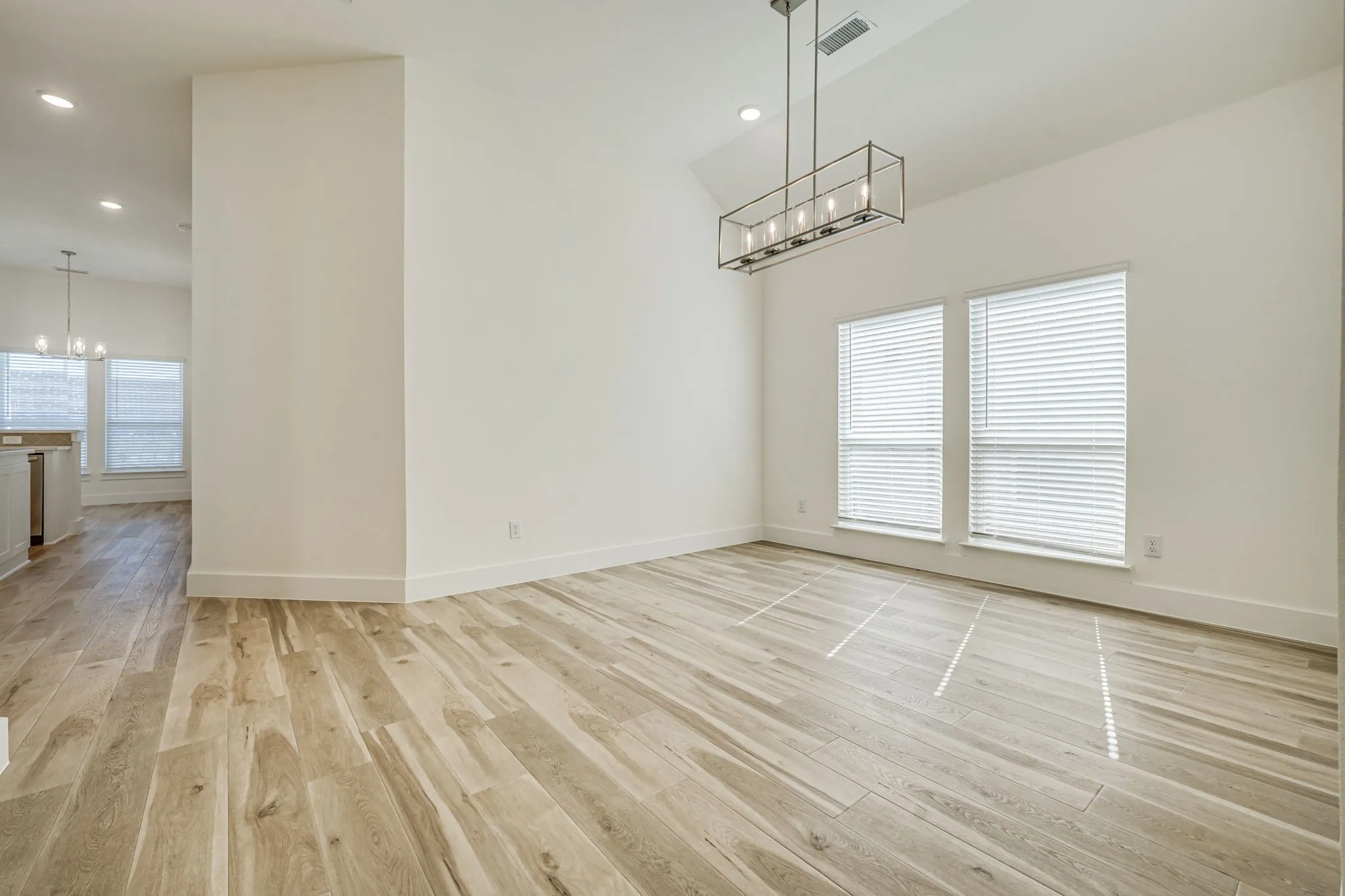 Single Family Residence For Rent in Denton County , 6244 Mulberry Creek Lane, Celina, Texas 75009, 4 Bedroom, 3 Bathroom, 2 Garage spaces, 2,172 Sqft, built in 2023, mls#21364738, Real Estate Agent in Celina, Homes For Rent in Denton county, Homes For Rent in Celina, Realtor in Celina Texas, Real Estate Brokerage Independent Realty Texas, Luminita Cordes Realtor