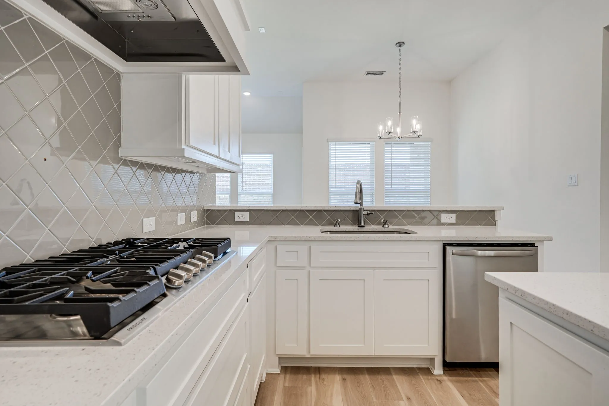 Single Family Residence For Rent in Denton County , 6244 Mulberry Creek Lane, Celina, Texas 75009, 4 Bedroom, 3 Bathroom, 2 Garage spaces, 2,172 Sqft, built in 2023, mls#21364738, Real Estate Agent in Celina, Homes For Rent in Denton county, Homes For Rent in Celina, Realtor in Celina Texas, Real Estate Brokerage Independent Realty Texas, Luminita Cordes Realtor
