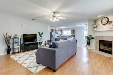 Single Family Residence For Sale in Tarrant County , 7549 Vanessa Drive, Fort Worth, Texas 76112, 3 Bedroom, 2 Bathroom, 2 Garage spaces, 1,645 Sqft, built in 2005, Price $295,000, mls#21365416, Real Estate Agent in Fort Worth, Homes For Sale in Tarrant county, Homes For Sale in Fort Worth, Realtor in Fort Worth Texas, Real Estate Brokerage Independent Realty Texas, Luminita Cordes Realtor