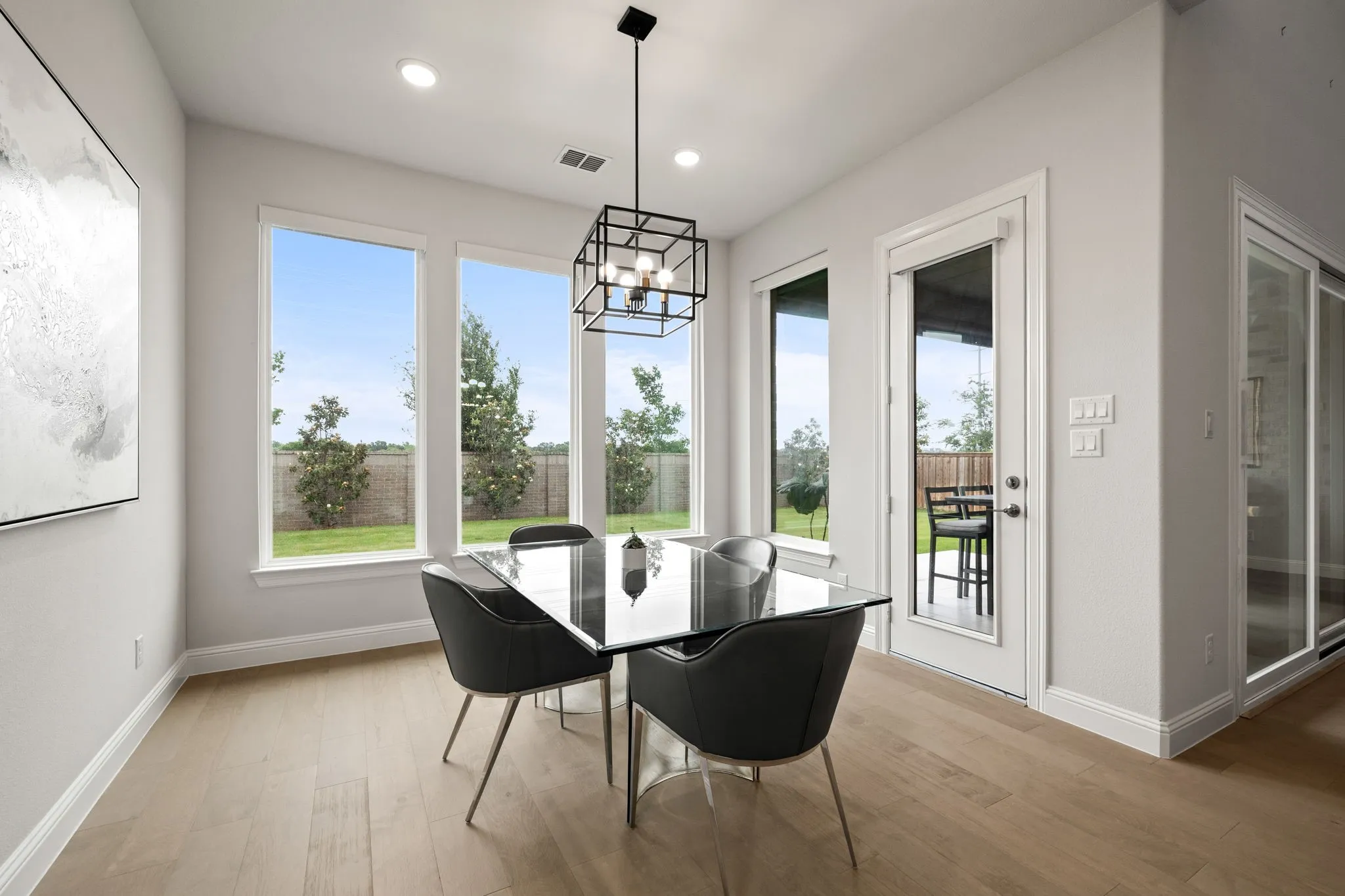 Single Family Residence For Sale in Denton County , 6698 Plumley Road, Frisco, Texas 75034, 4 Bedroom, 5 Bathroom, 3 Garage spaces, 3,643 Sqft, built in 2022, mls#21365425, Real Estate Agent in Frisco, Homes For Sale in Denton county, Homes For Sale in Frisco, Realtor in Frisco Texas, Real Estate Brokerage Independent Realty Texas, Luminita Cordes Realtor