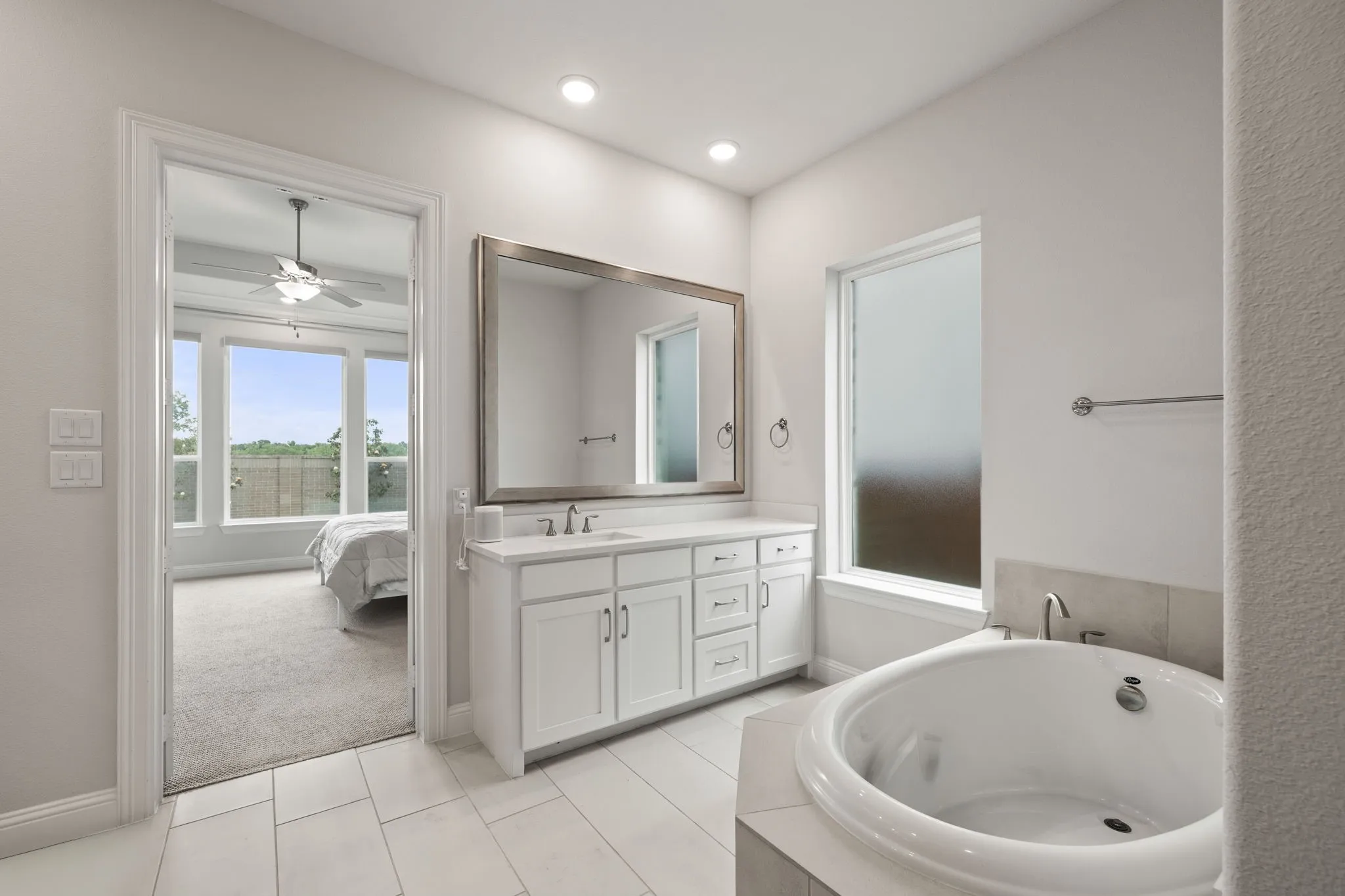 Single Family Residence For Sale in Denton County , 6698 Plumley Road, Frisco, Texas 75034, 4 Bedroom, 5 Bathroom, 3 Garage spaces, 3,643 Sqft, built in 2022, mls#21365425, Real Estate Agent in Frisco, Homes For Sale in Denton county, Homes For Sale in Frisco, Realtor in Frisco Texas, Real Estate Brokerage Independent Realty Texas, Luminita Cordes Realtor